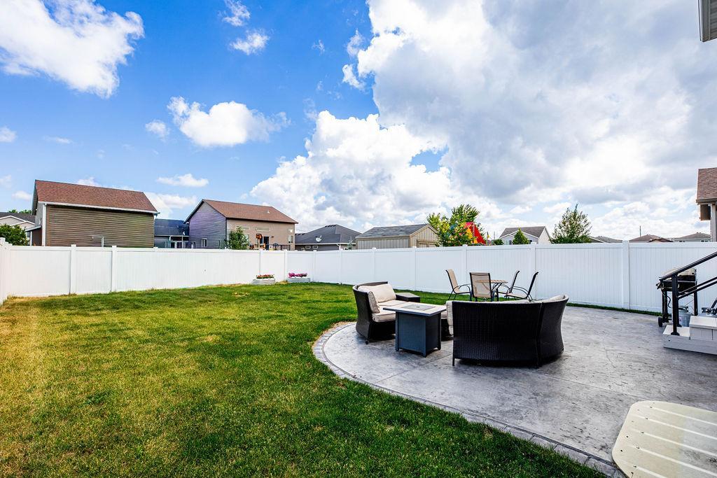 2013 single family home for sale at 6087 56th Avenue S in Fargo, ND — 5 bed, 4 bath (photo 41 of 45)