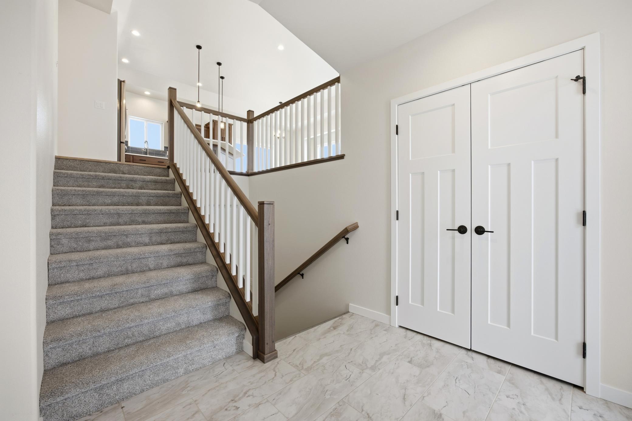 7494 Eagle Pointe S Drive, Fargo ND 58104 - Photo 6 of 36