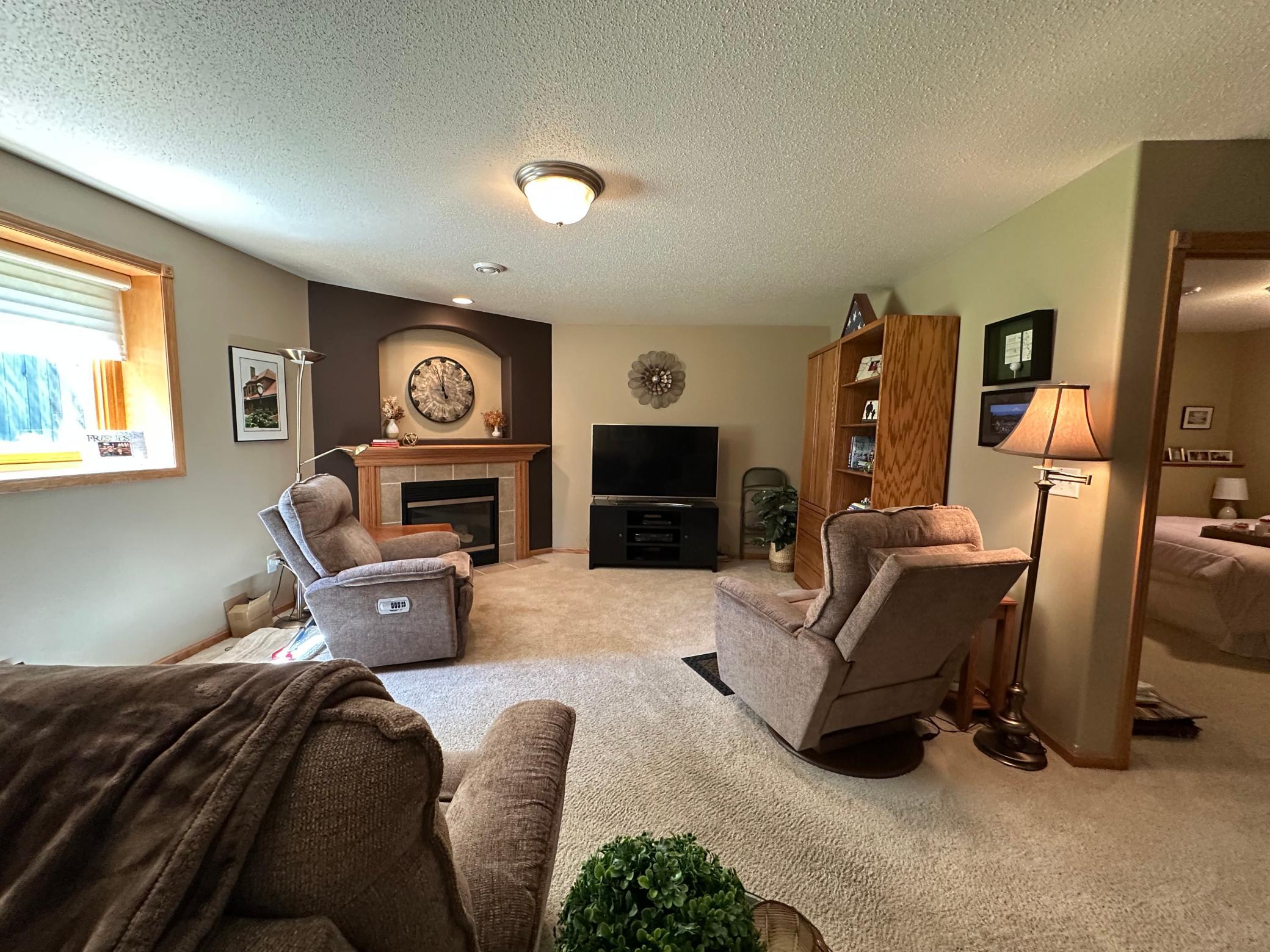 607 13th N Avenue, Moorhead MN 56560 - Photo 30 of 41