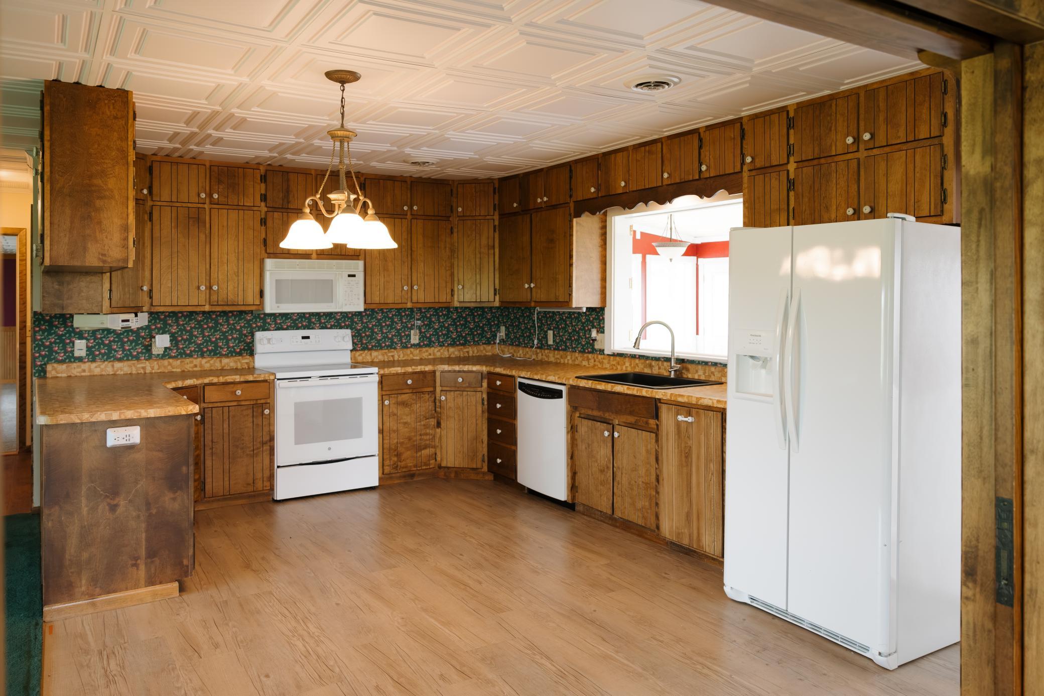 7809 83rd SE Street, Edgeley ND 58433 - Photo 9 of 42