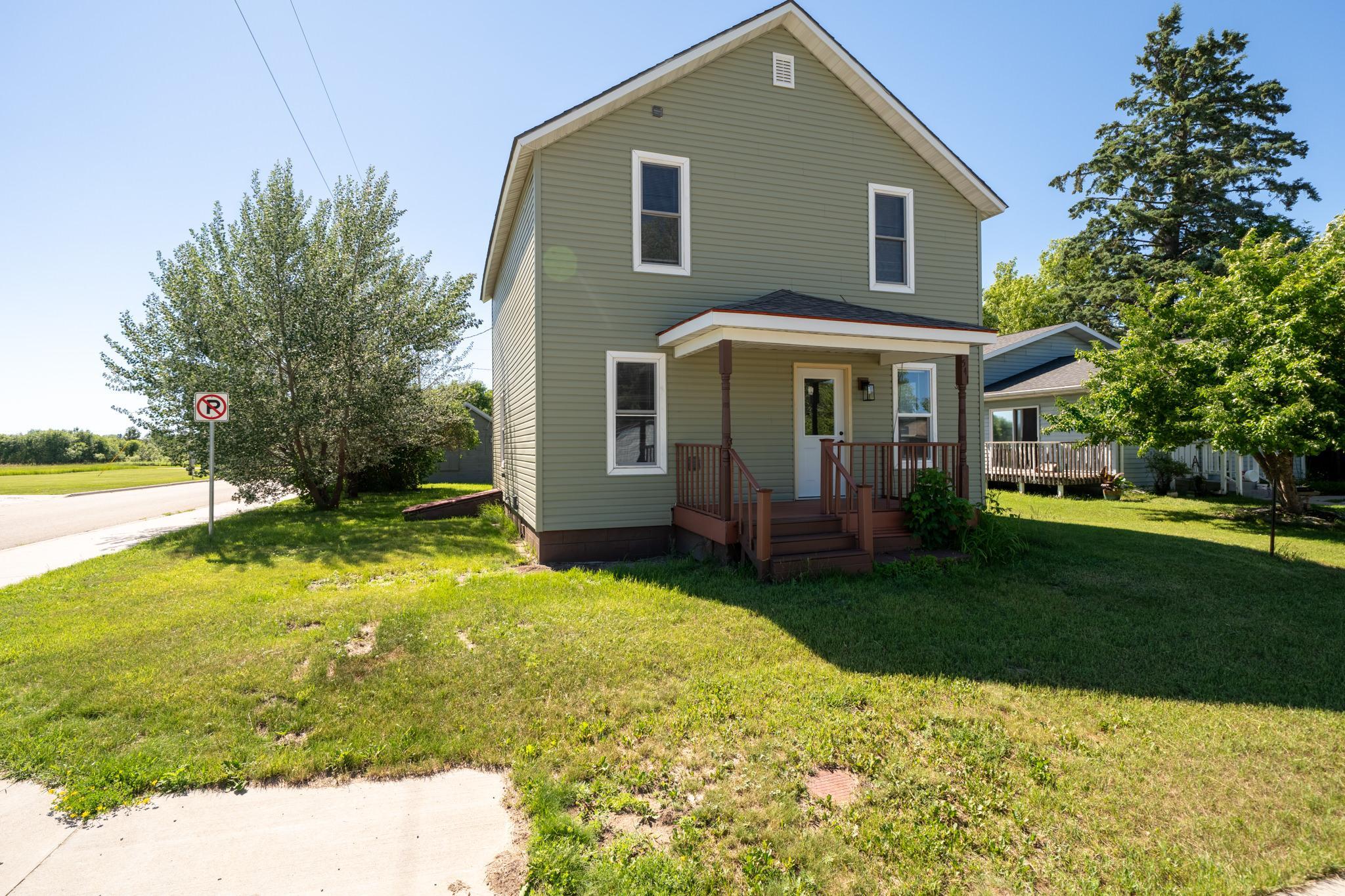 541 5th Street SE, Deer River MN 56636 - Photo 3 of 27