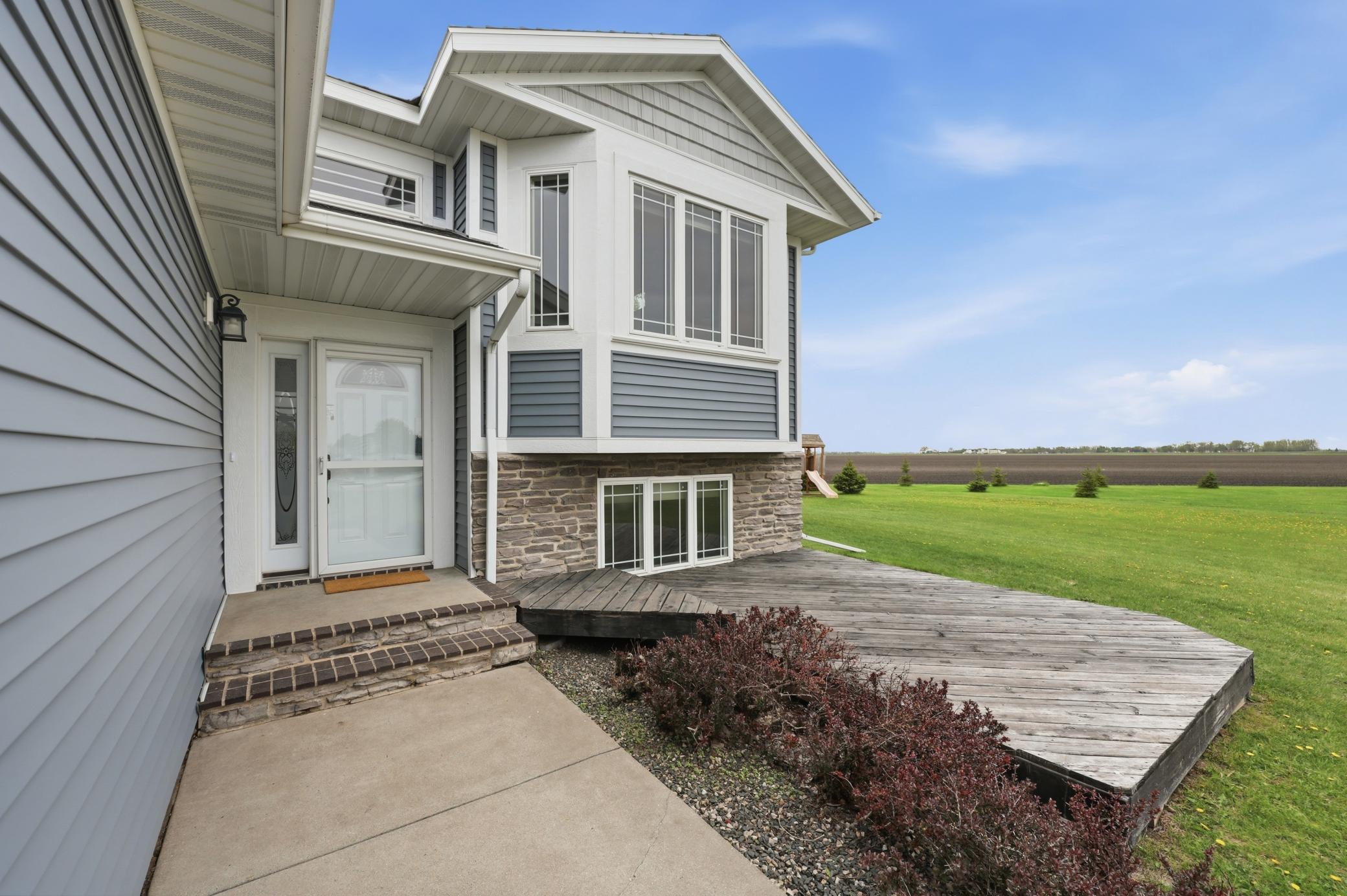 520 3rd Street N, Sabin MN 56580 - Photo 9 of 43