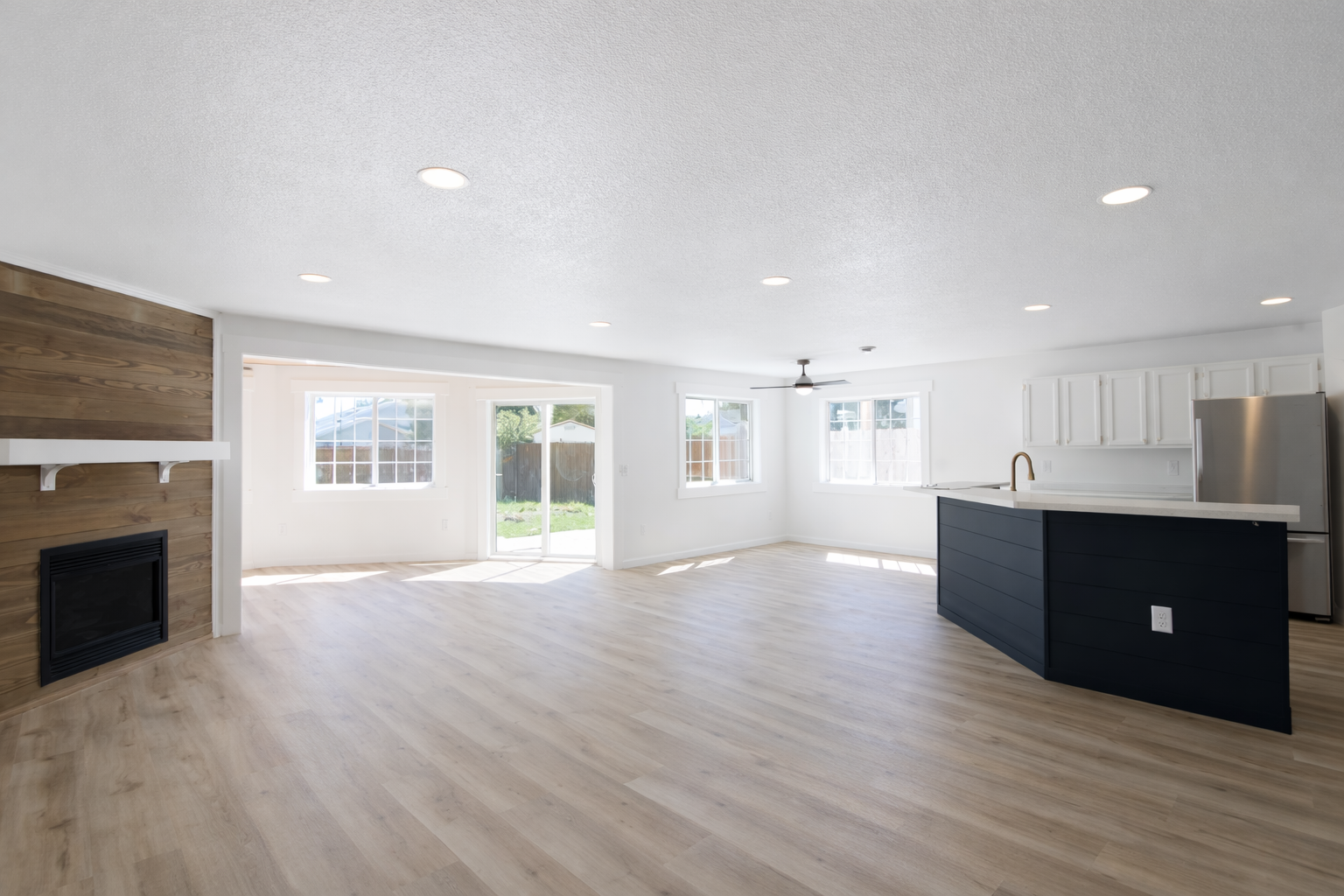 825 12th W Avenue, West Fargo ND 58078 - Photo 12 of 35