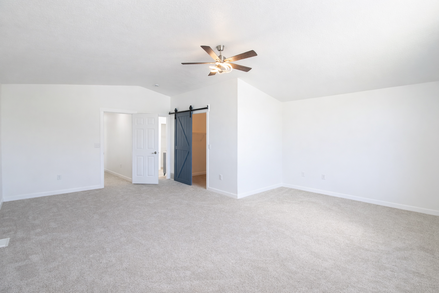 825 12th W Avenue, West Fargo ND 58078 - Photo 19 of 35