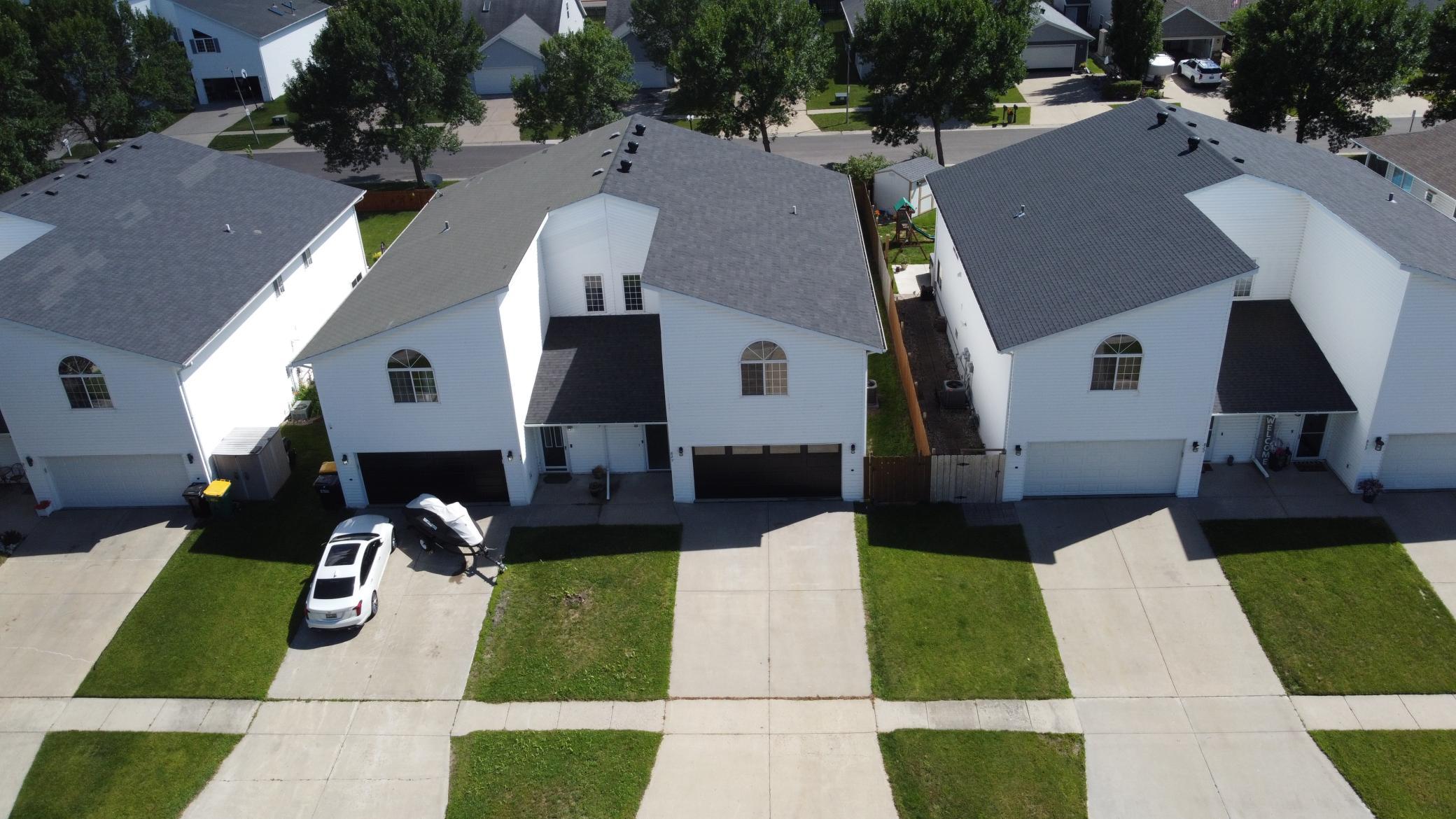 825 12th W Avenue, West Fargo ND 58078 - Photo 3 of 35
