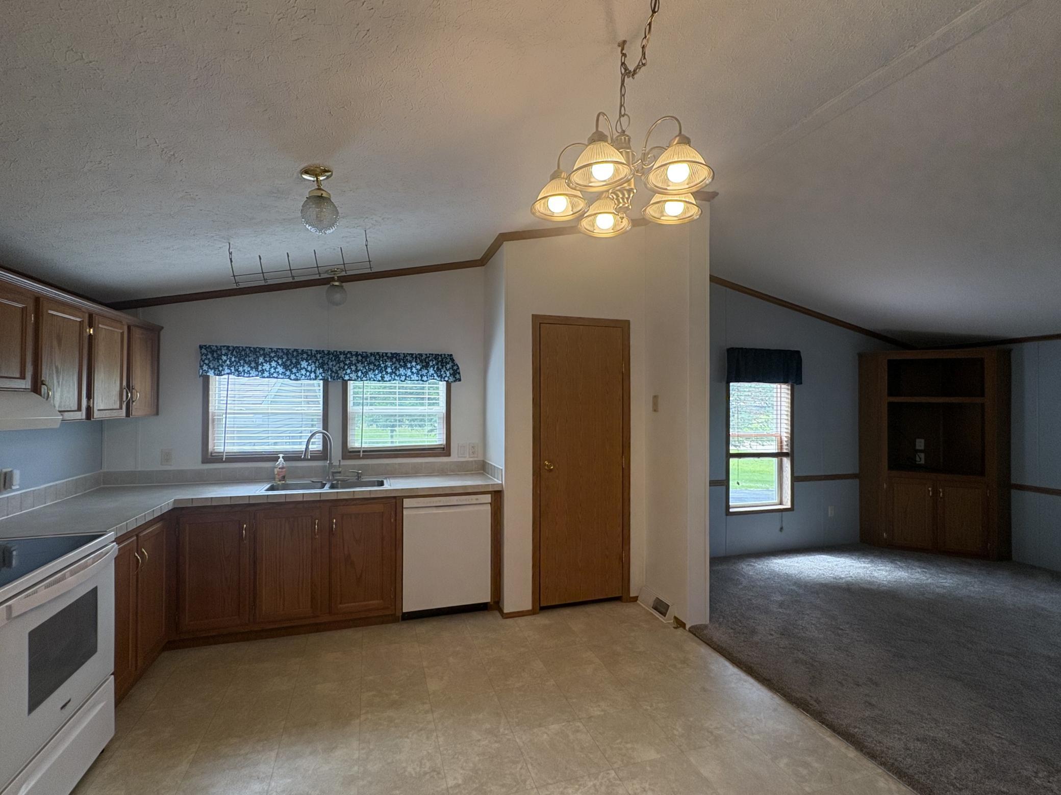 2700 S Lake Jessie Road SE, Alexandria MN 56308 - Photo 14 of 39
