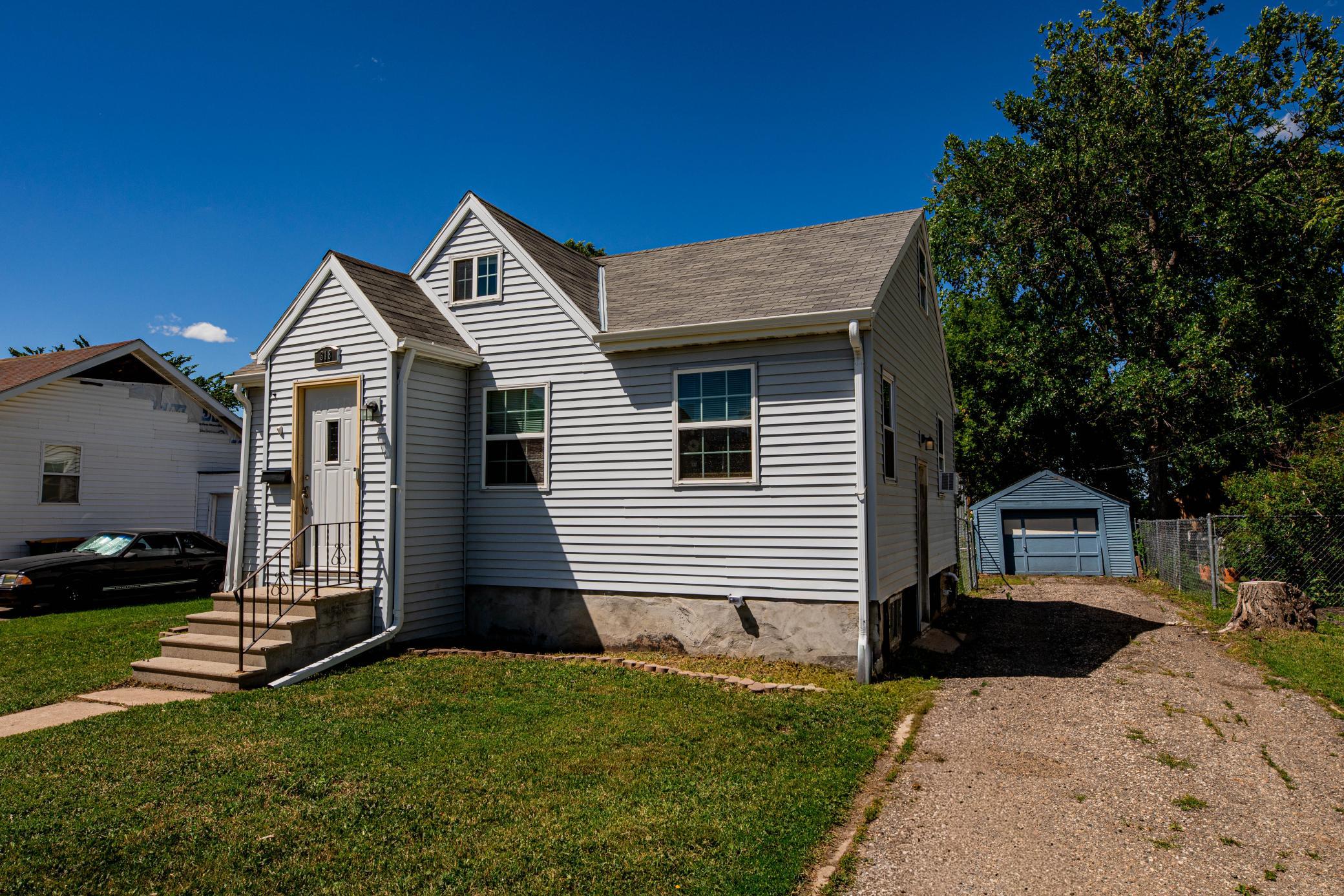 318 1st E Avenue, West Fargo ND 58078 - Photo 2 of 26