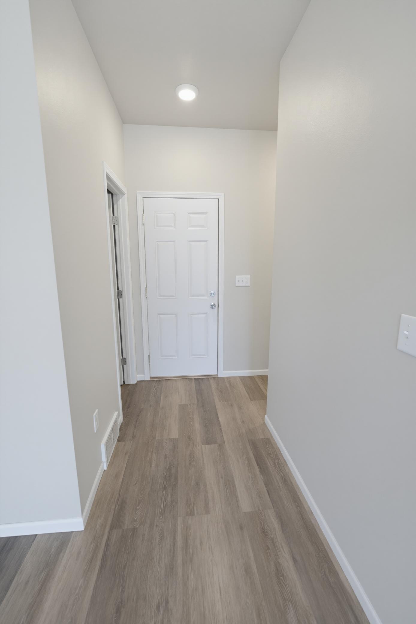 5072 43rd S Avenue, Fargo ND 58104 - Photo 13 of 29
