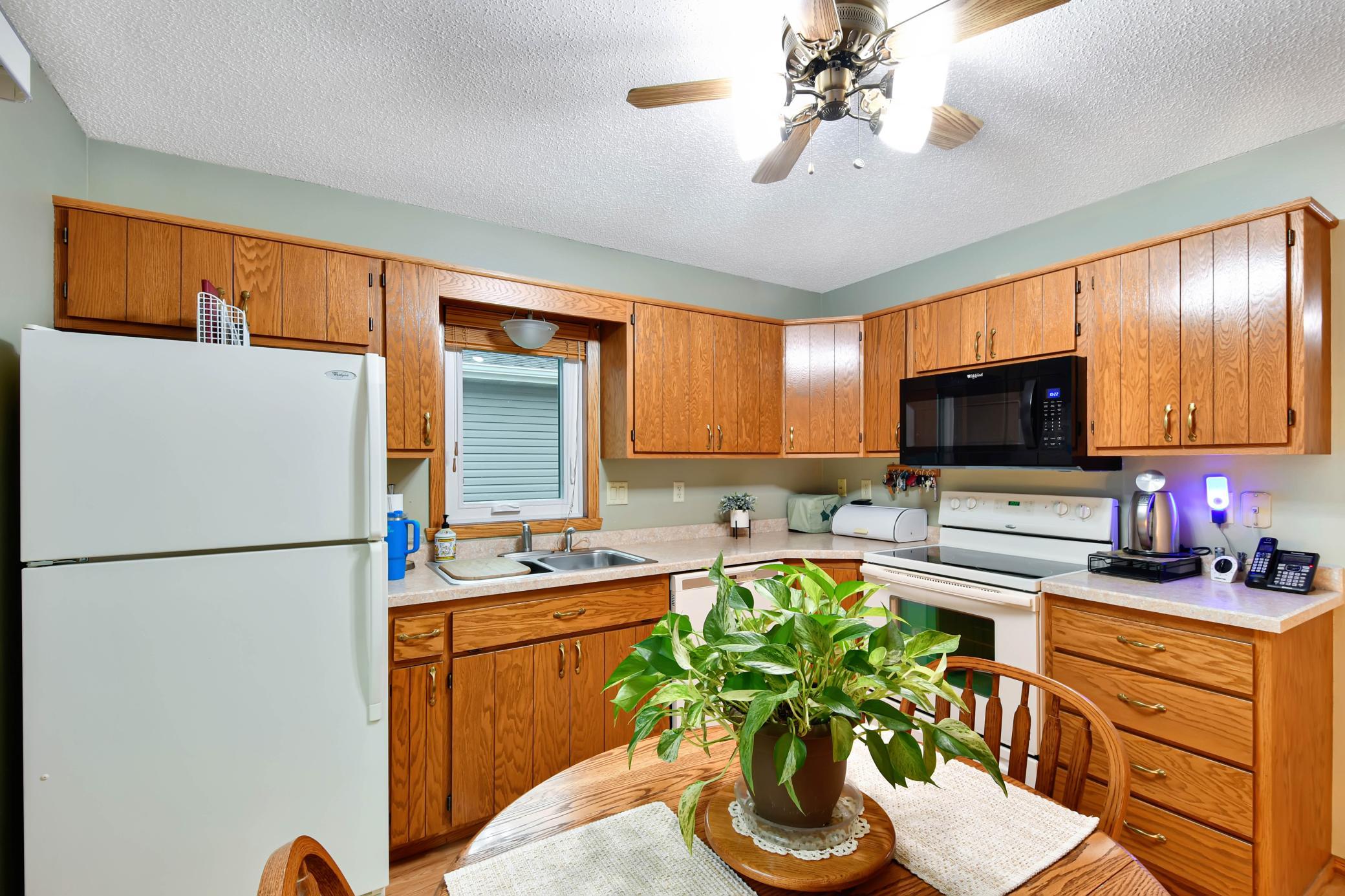 1510 28th S Avenue, Fargo ND 58103 - Photo 10 of 46