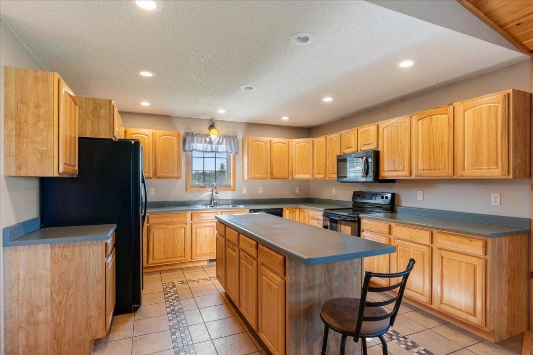 8405 60th Street SW, Staples MN 56479 - Photo 9 of 47