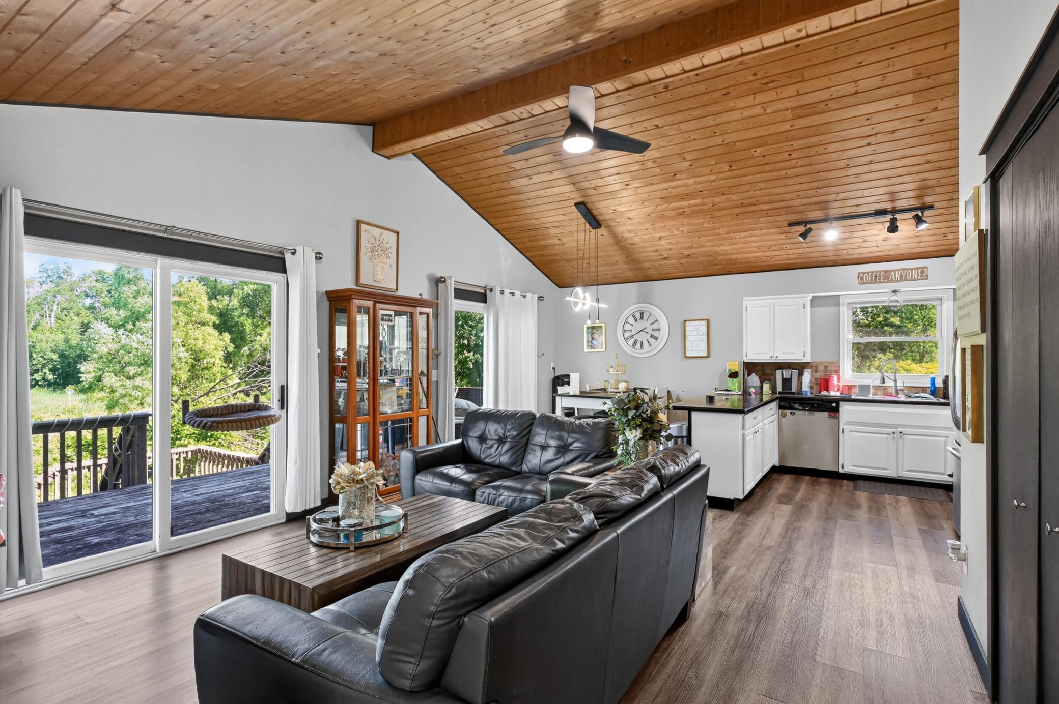 1989 single family home for sale at 9051 Memory Lane NW in Alexandria, MN — 4 bed, 2 bath (photo 14 of 67)