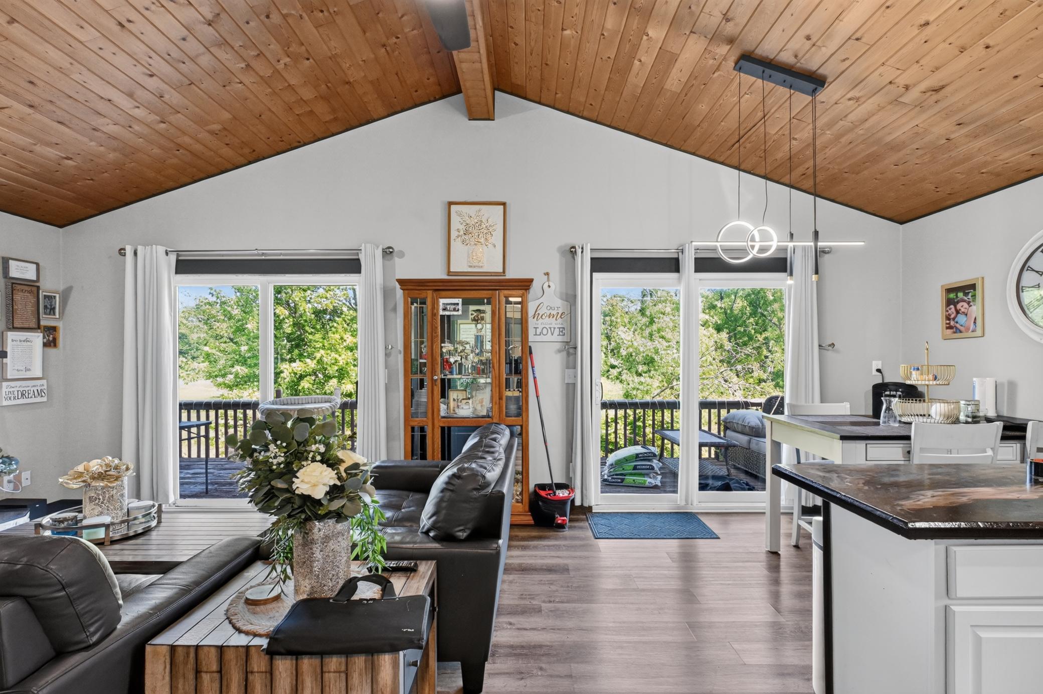 1989 single family home for sale at 9051 Memory Lane NW in Alexandria, MN — 4 bed, 2 bath (photo 15 of 67)
