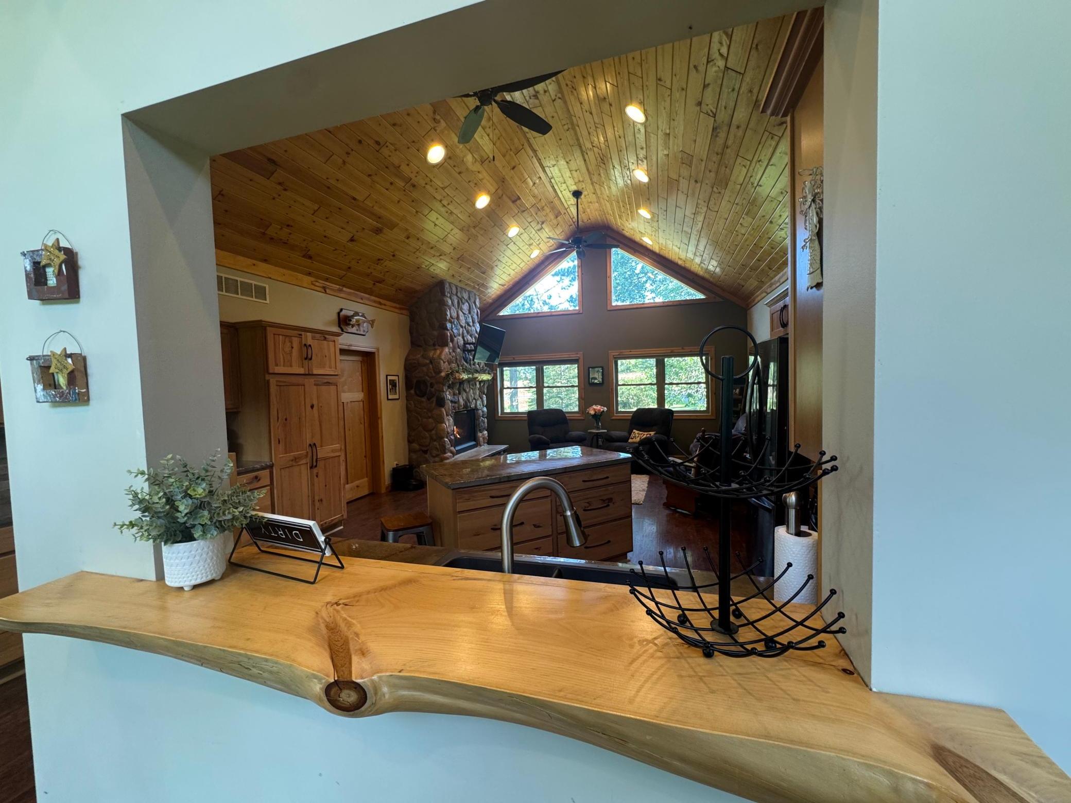 2016 single family home for sale at 9542 Power Dam Road NE in Bemidji, MN — 3 bed, 2 bath (photo 13 of 29)