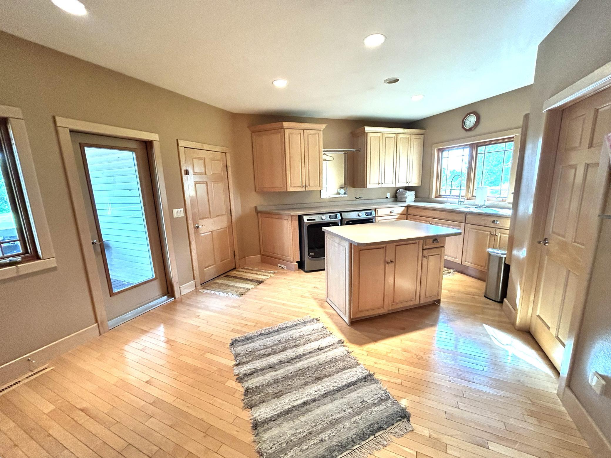 2001 single family home for sale at 34484 233rd Avenue SE in Erskine, MN — 4 bed, 4 bath (photo 34 of 124)