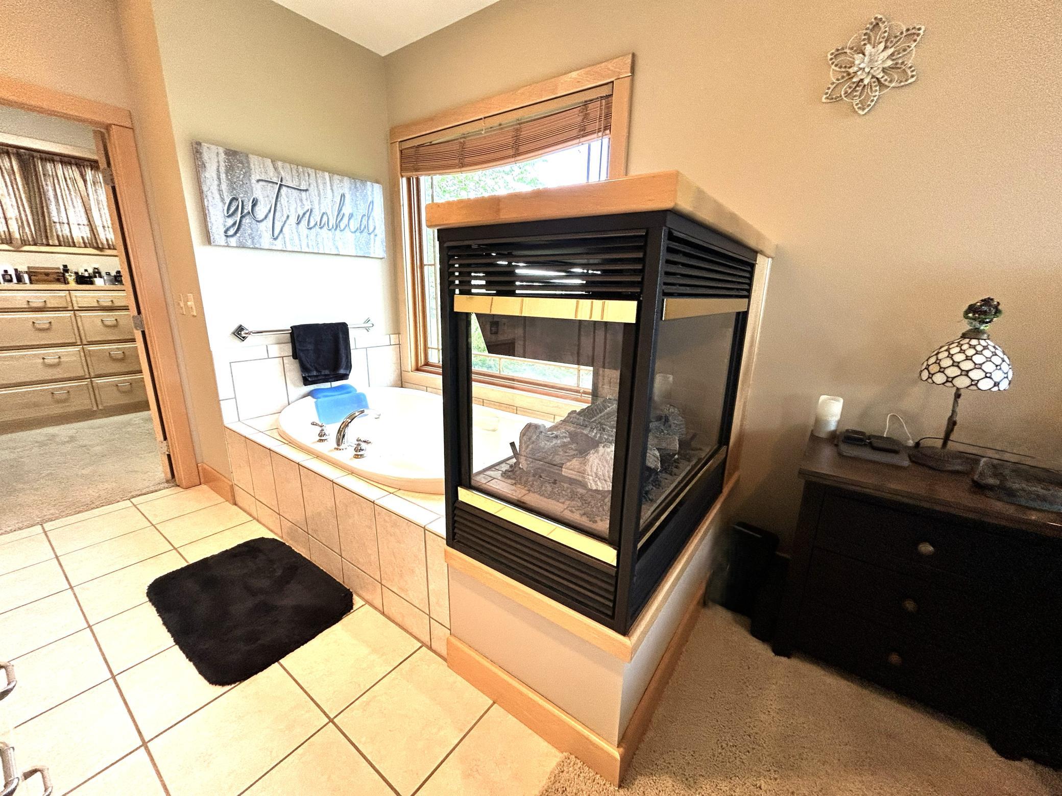 2001 single family home for sale at 34484 233rd Avenue SE in Erskine, MN — 4 bed, 4 bath (photo 47 of 124)