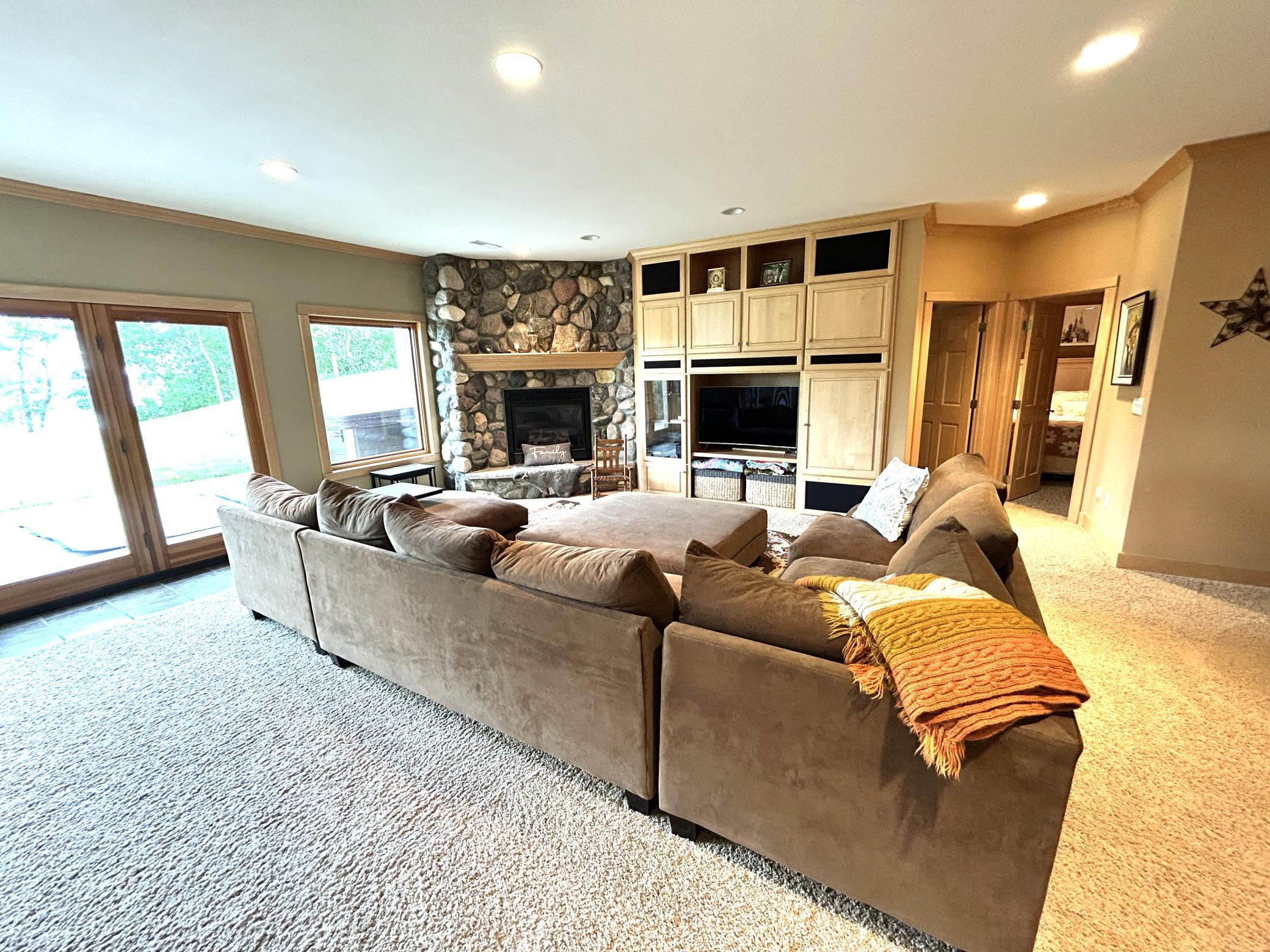 2001 single family home for sale at 34484 233rd Avenue SE in Erskine, MN — 4 bed, 4 bath (photo 57 of 124)