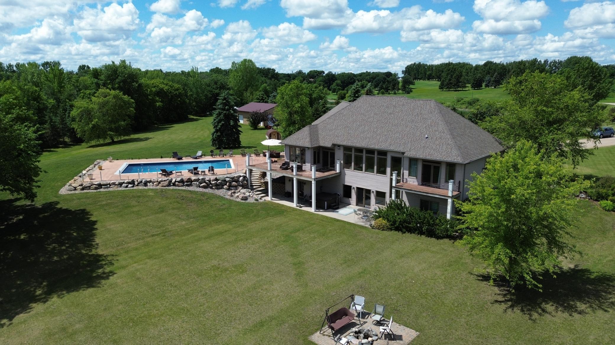 2001 single family home for sale at 34484 233rd Avenue SE in Erskine, MN — 4 bed, 4 bath (photo 7 of 124)