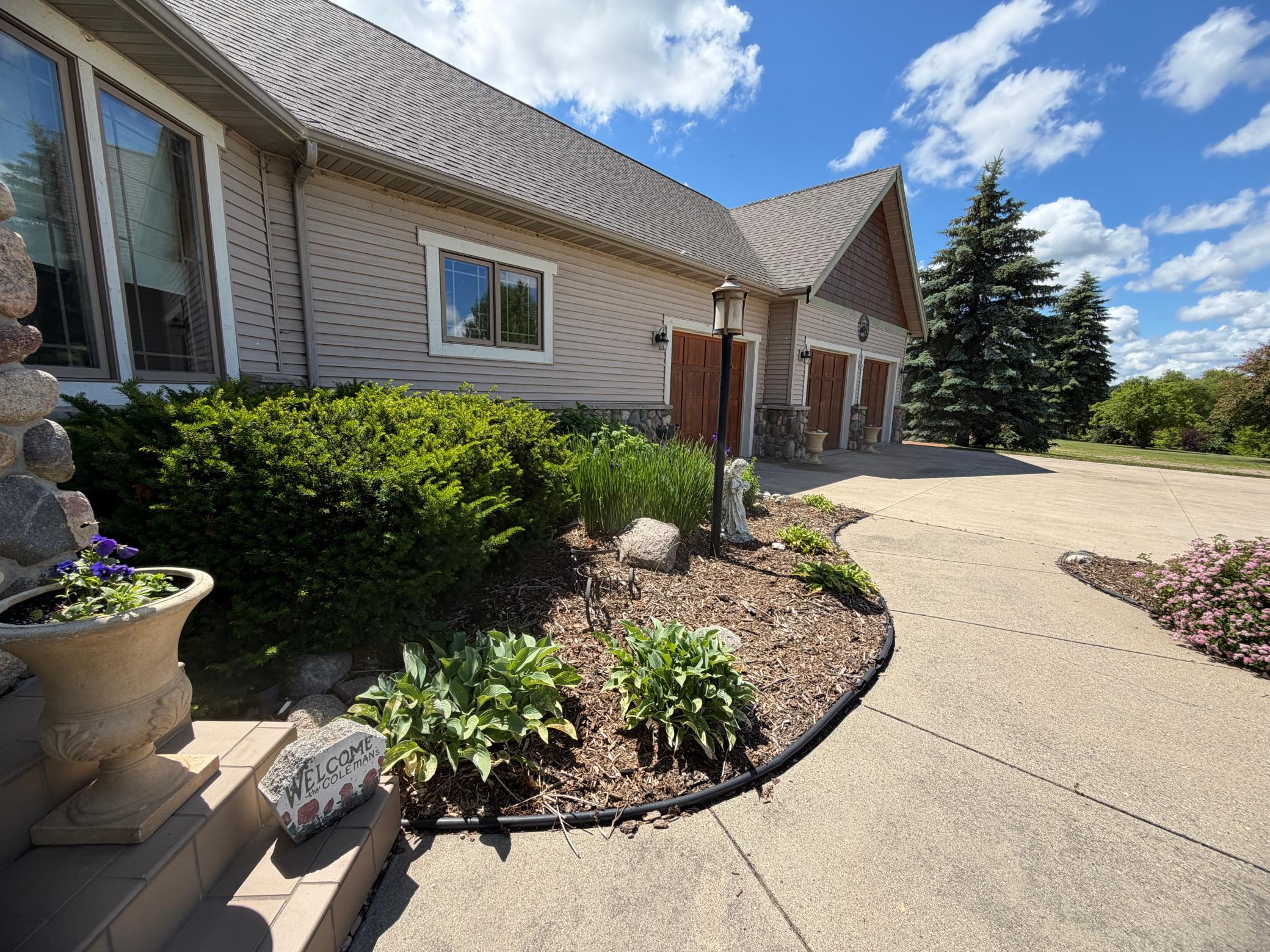 2001 single family home for sale at 34484 233rd Avenue SE in Erskine, MN — 4 bed, 4 bath (photo 86 of 124)