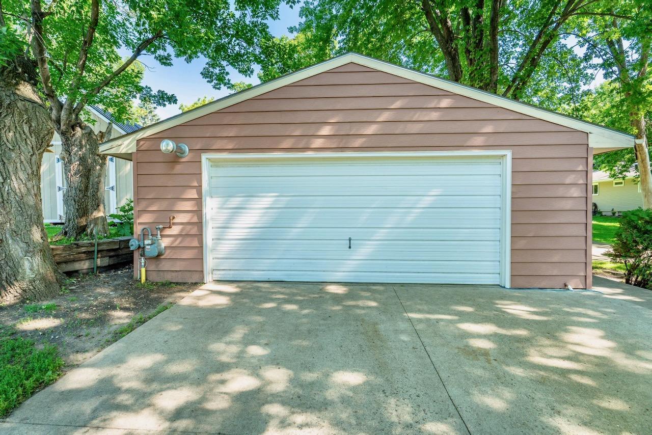 315 N Concord Street, Fergus Falls MN 56537 - Photo 36 of 43