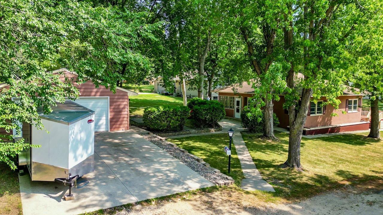 1936 single family home for sale at 315 N Concord Street in Fergus Falls, MN — 4 bed, 2 bath (photo 37 of 45)
