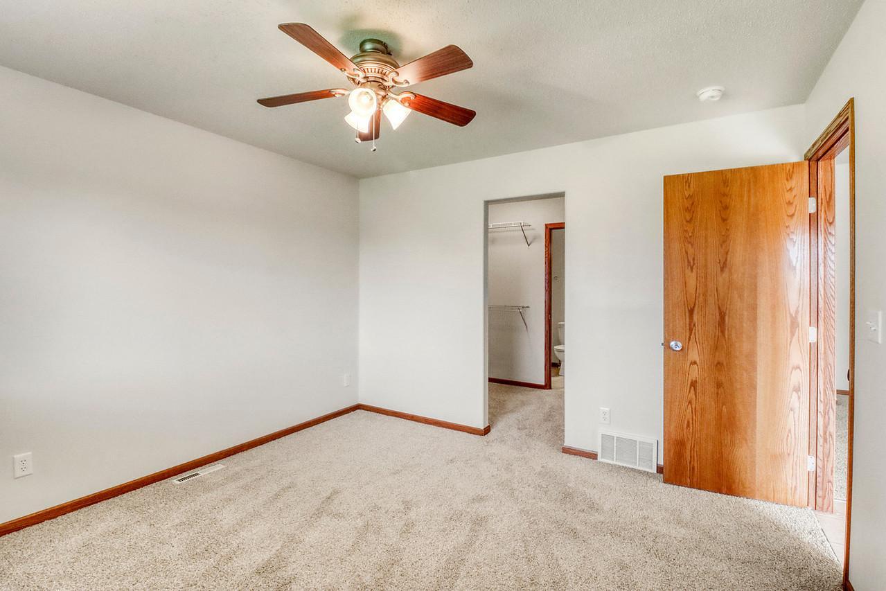 1217 37th S Avenue, Moorhead MN 56560 - Photo 6 of 16