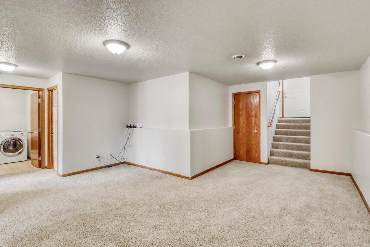 1217 37th S Avenue, Moorhead MN 56560 - Photo 11 of 16