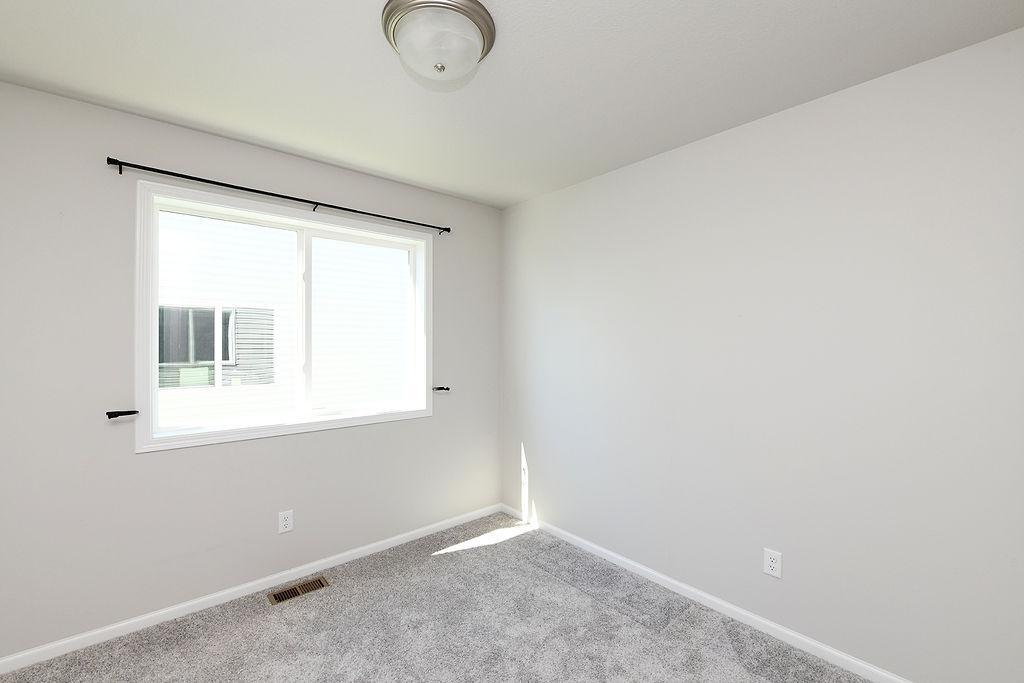 4513 17 S Street, Moorhead MN 56560 - Photo 13 of 21