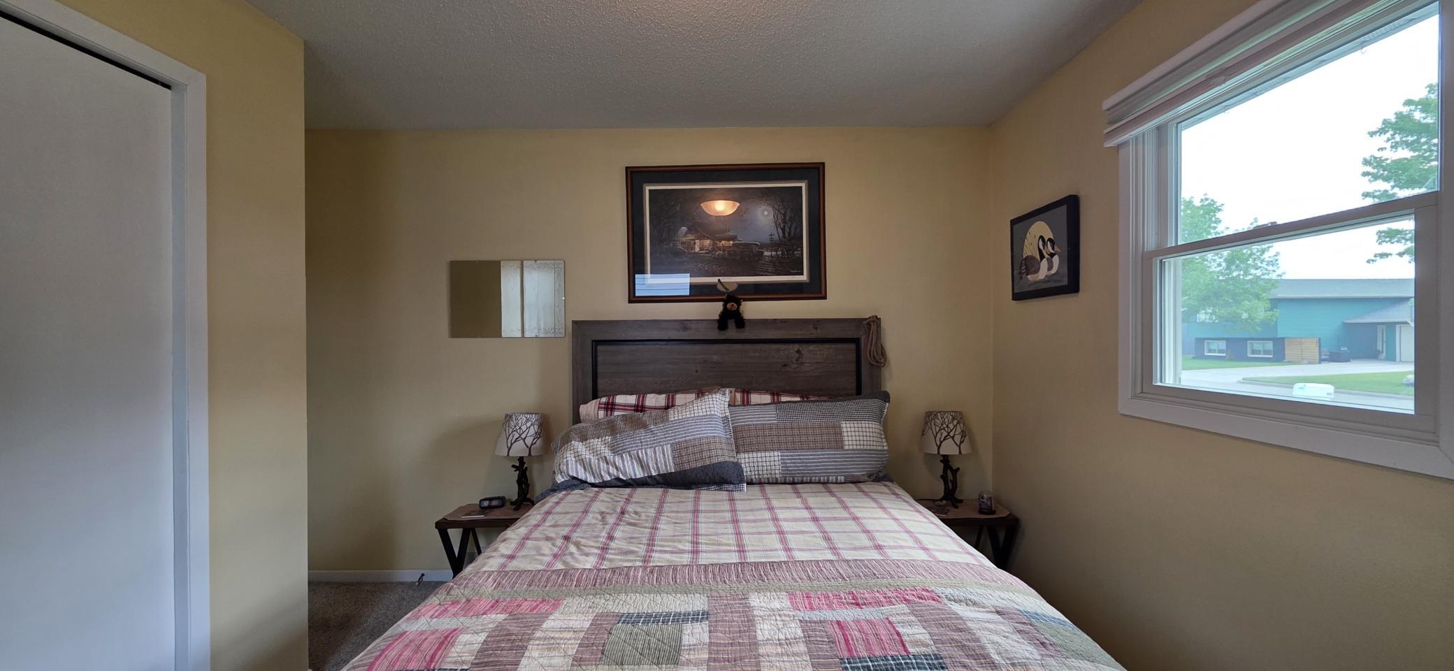 923 7th Avenue NW, Valley City ND 58072 - Photo 20 of 56