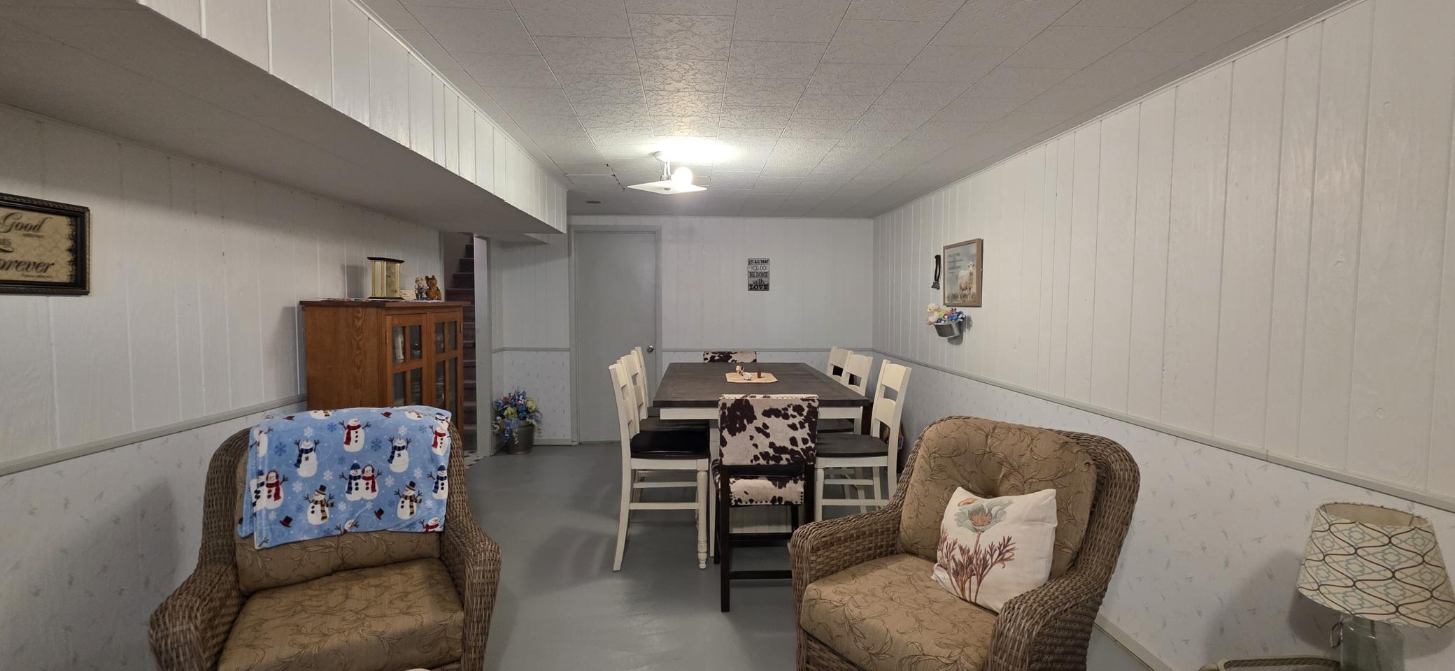 923 7th Avenue NW, Valley City ND 58072 - Photo 29 of 56