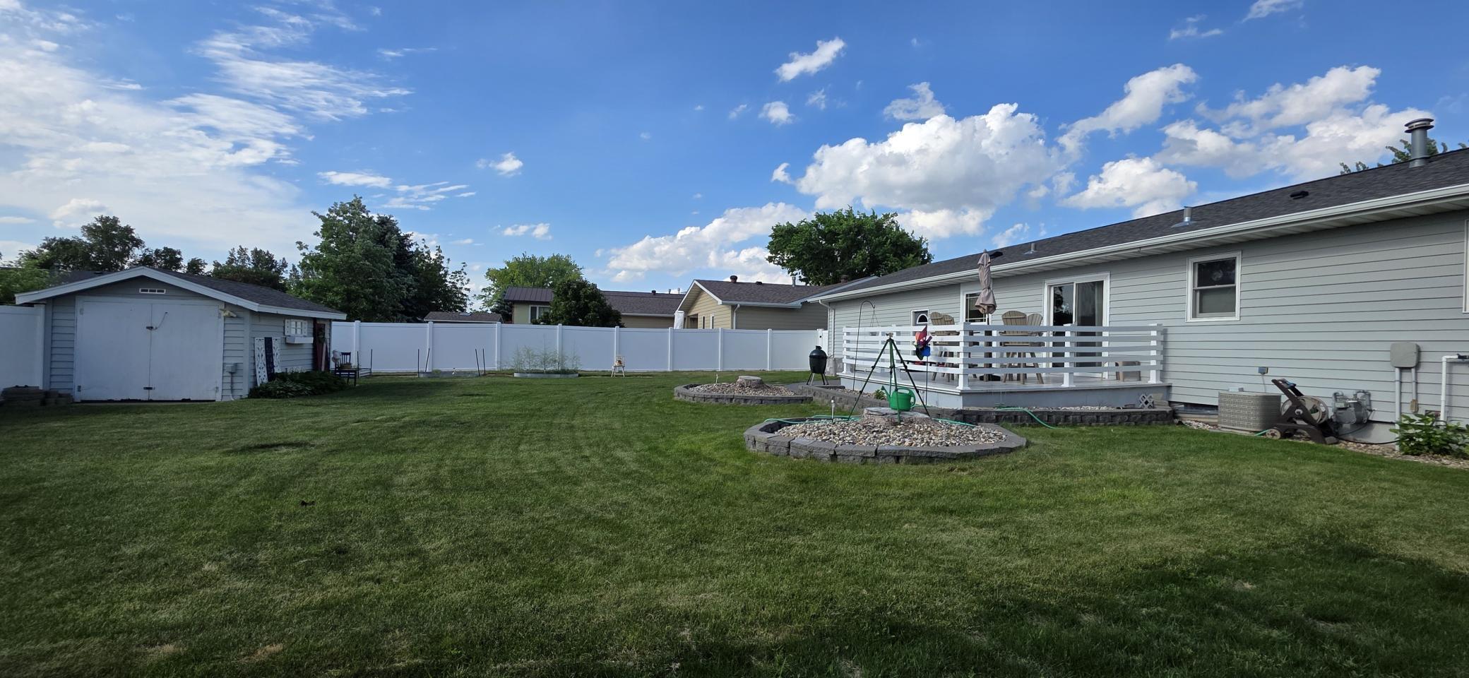 923 7th Avenue NW, Valley City ND 58072 - Photo 45 of 56