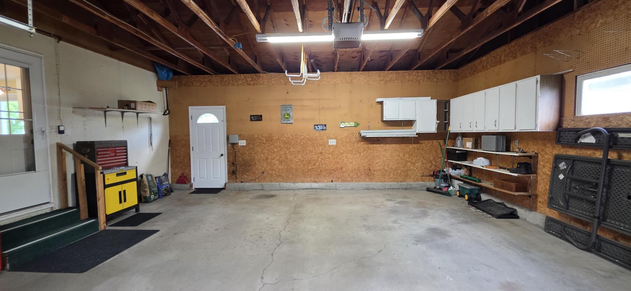 923 7th Avenue NW, Valley City ND 58072 - Photo 50 of 56