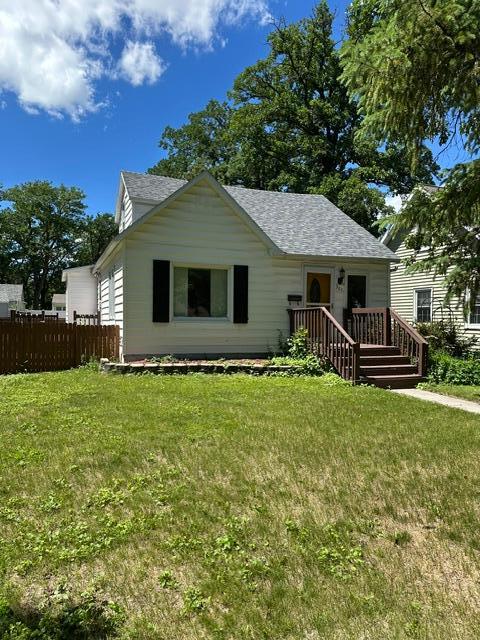 321 Tindolph Avenue N, Thief River Falls MN 56701 - Photo 2 of 30