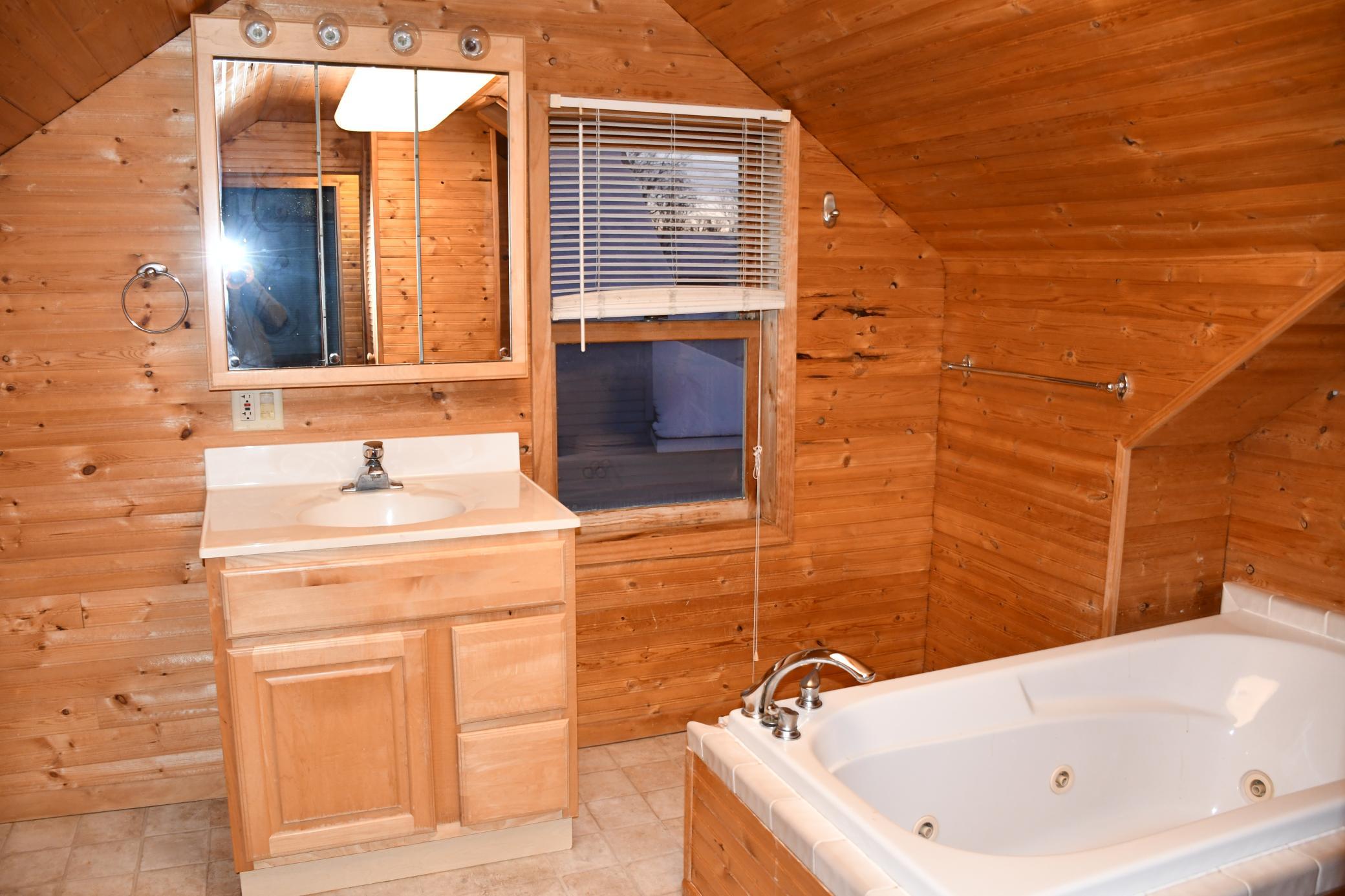 321 Tindolph Avenue N, Thief River Falls MN 56701 - Photo 16 of 30