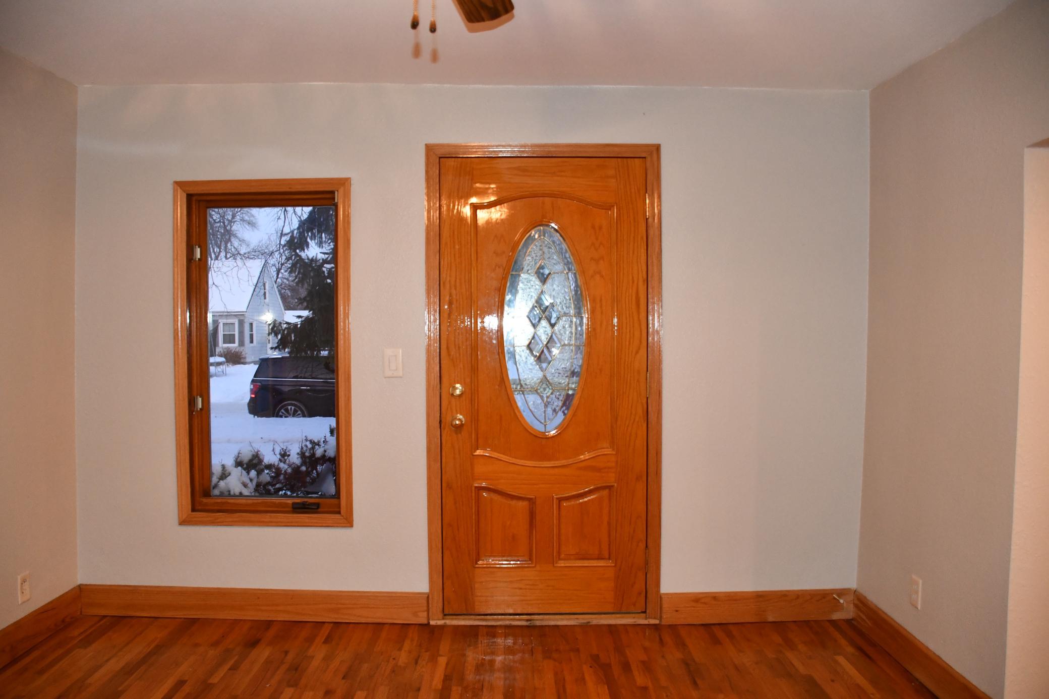 321 Tindolph Avenue N, Thief River Falls MN 56701 - Photo 3 of 30