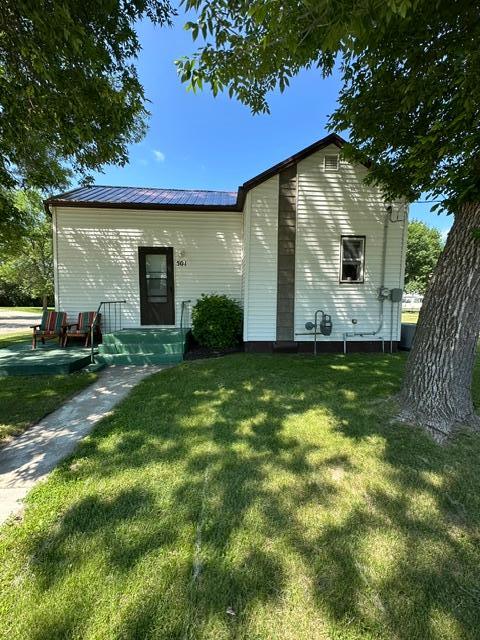 1930 single family home for sale at 501 Jefferson Avenue in Argyle, MN — 1 bed, 1 bath