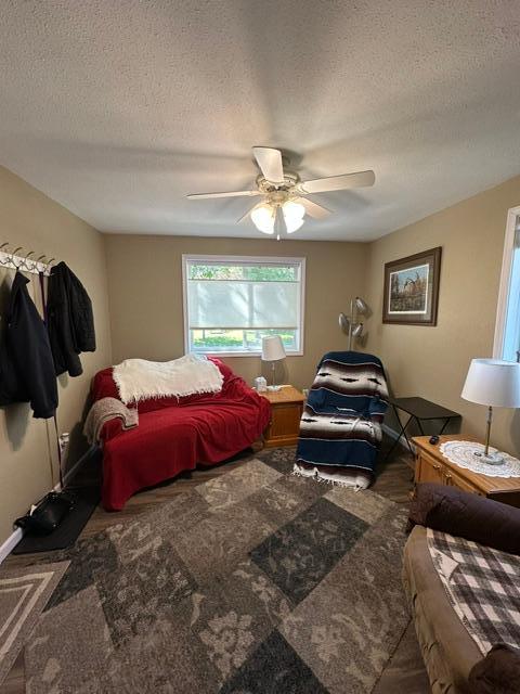 1930 single family home for sale at 501 Jefferson Avenue in Argyle, MN — 1 bed, 1 bath (photo 7 of 27)