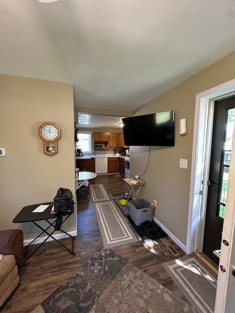 1930 single family home for sale at 501 Jefferson Avenue in Argyle, MN — 1 bed, 1 bath (photo 8 of 27)