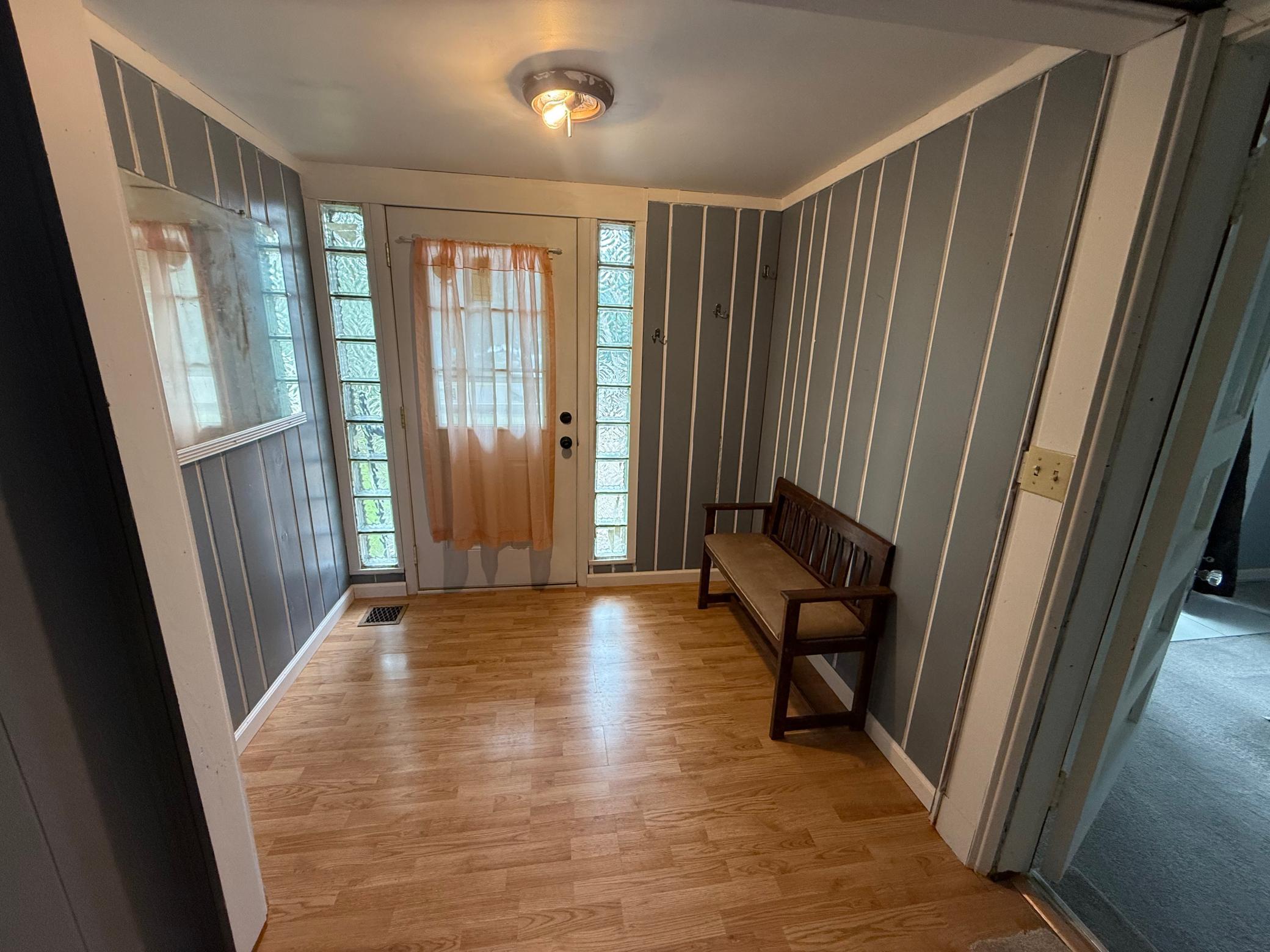 1940 single family home for sale at 410 W 2nd Avenue in Keewatin, MN — 3 bed, 3 bath (photo 22 of 48)