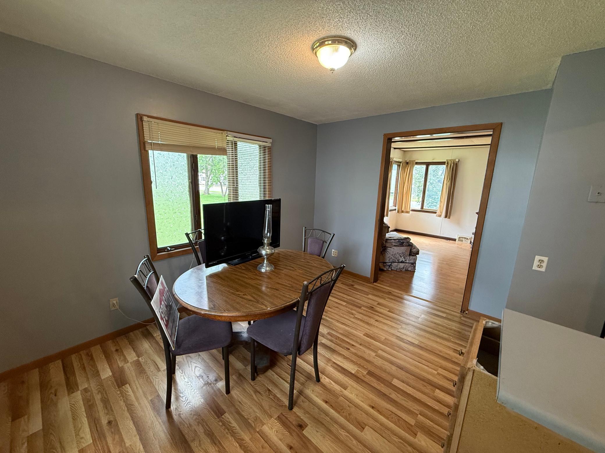 1940 single family home for sale at 410 W 2nd Avenue in Keewatin, MN — 3 bed, 3 bath (photo 24 of 48)