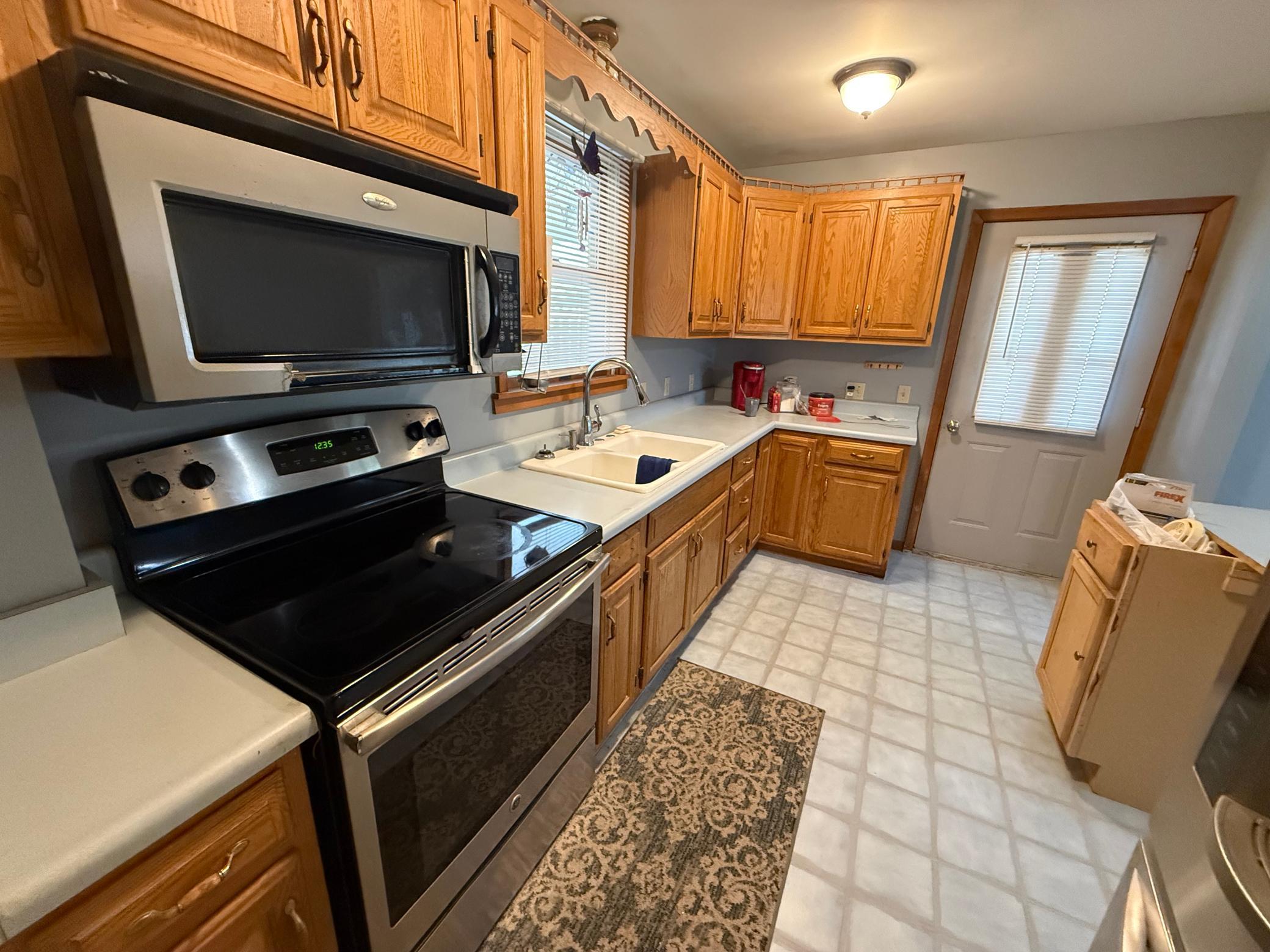 1940 single family home for sale at 410 W 2nd Avenue in Keewatin, MN — 3 bed, 3 bath (photo 30 of 48)