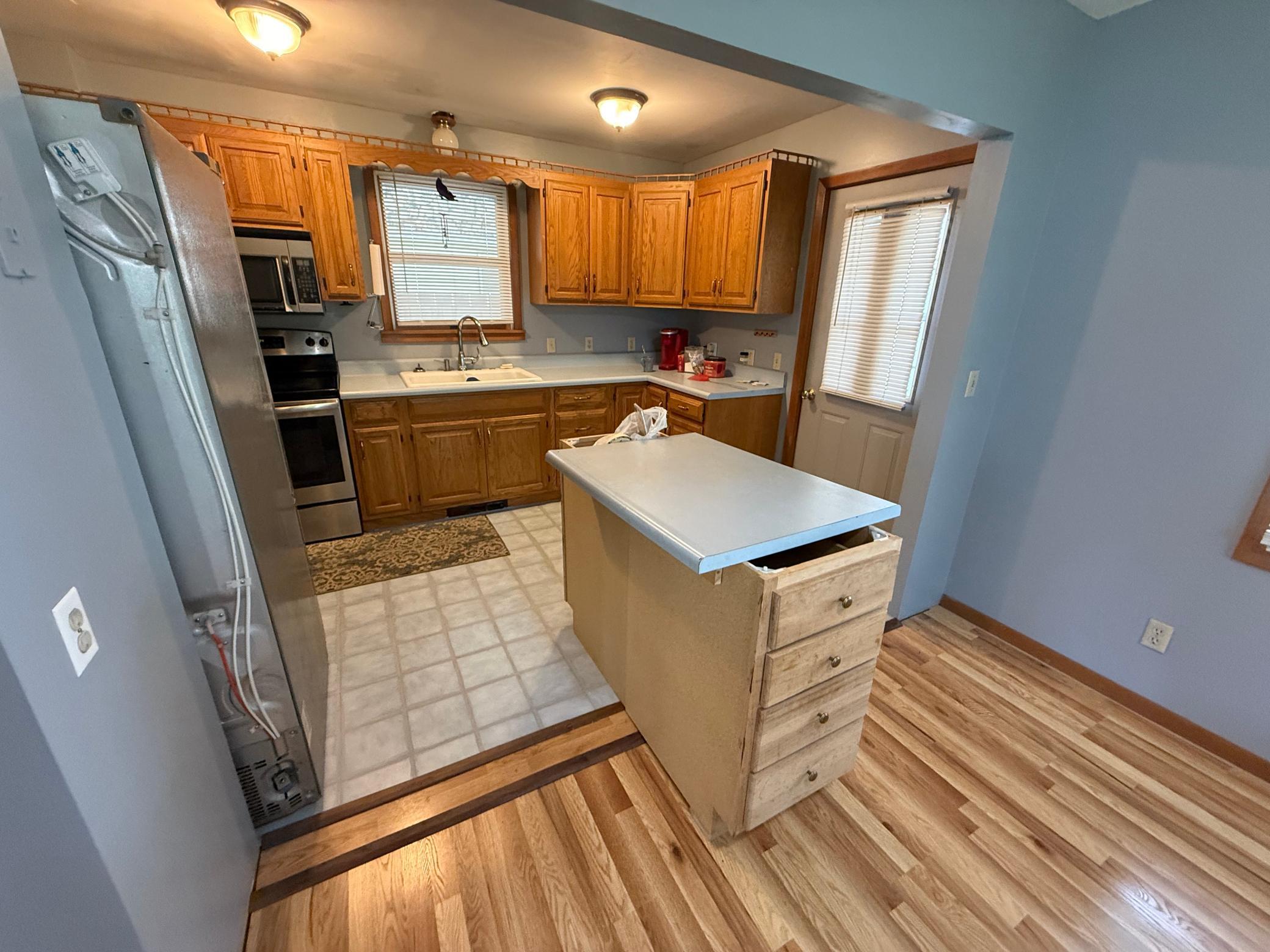 1940 single family home for sale at 410 W 2nd Avenue in Keewatin, MN — 3 bed, 3 bath (photo 31 of 48)