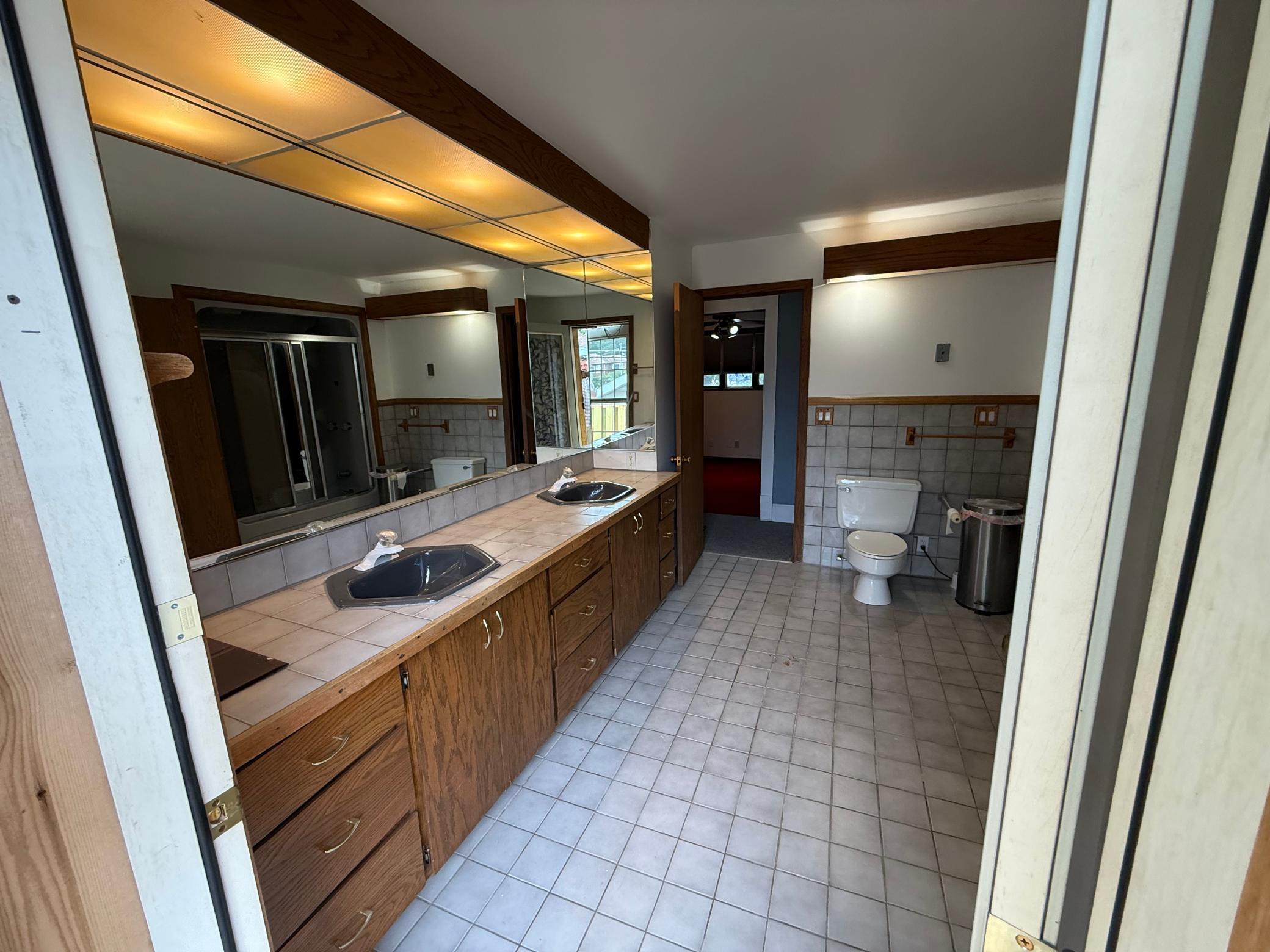 1940 single family home for sale at 410 W 2nd Avenue in Keewatin, MN — 3 bed, 3 bath (photo 38 of 48)