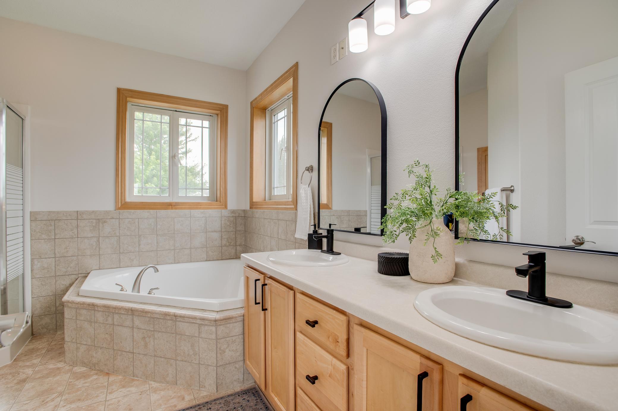 718 N Sedona Drive, West Fargo ND 58078 - Photo 22 of 57
