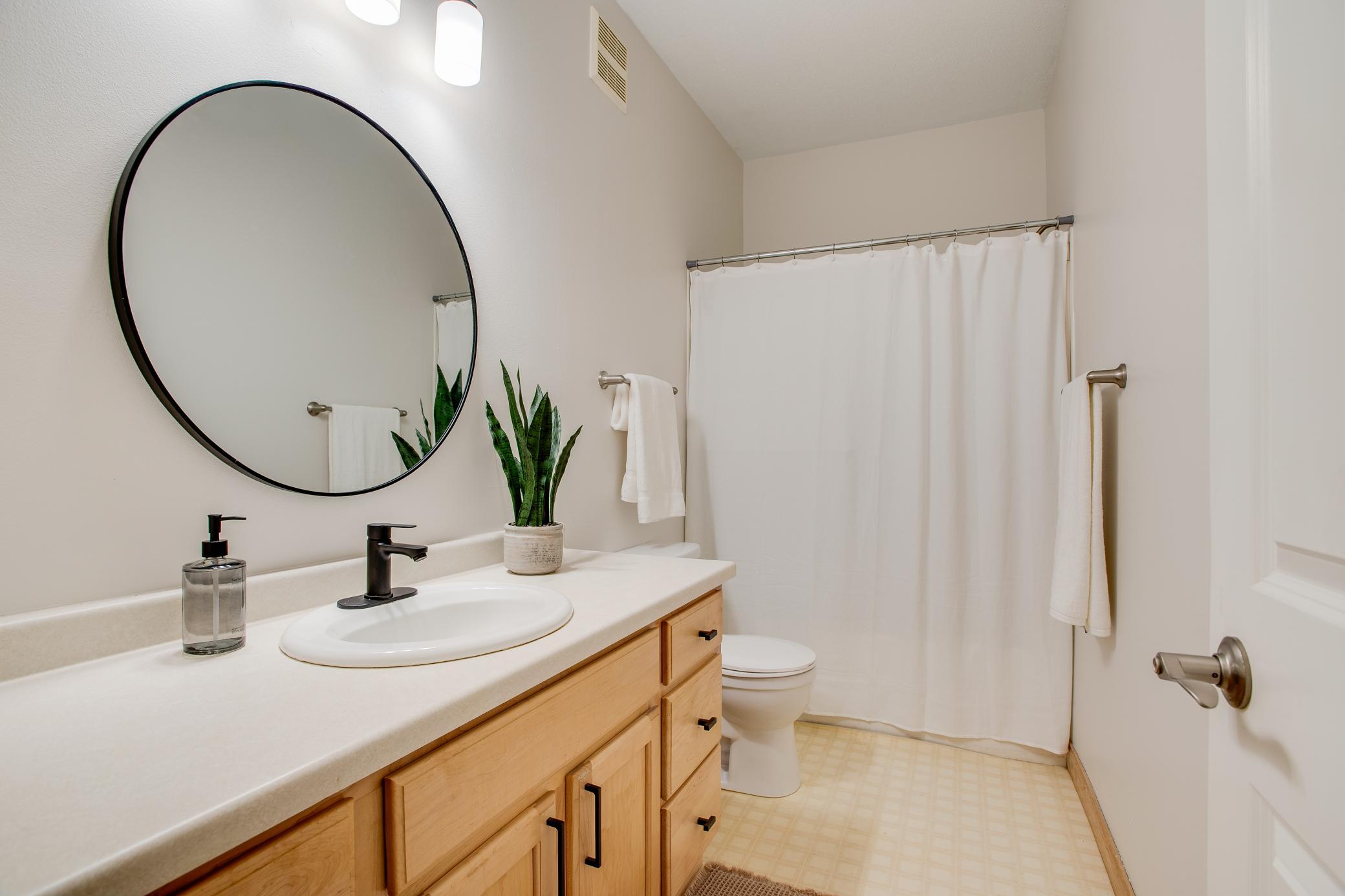 718 N Sedona Drive, West Fargo ND 58078 - Photo 30 of 57