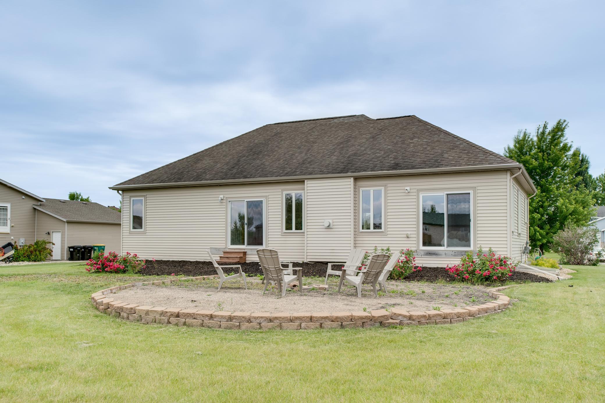 718 N Sedona Drive, West Fargo ND 58078 - Photo 46 of 57