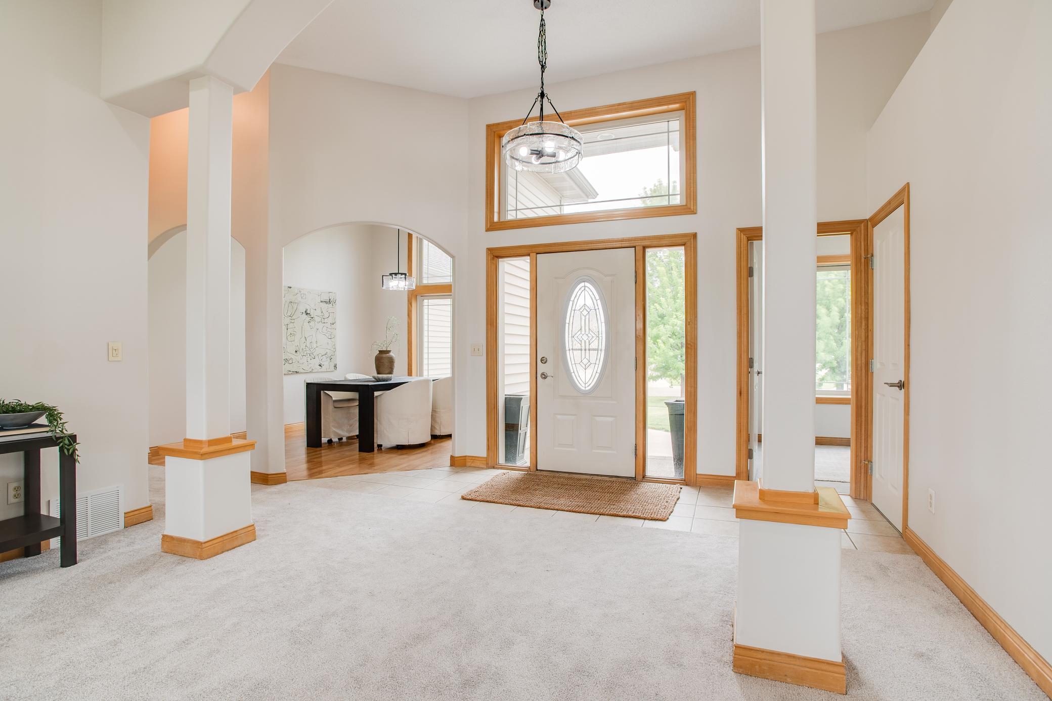 718 N Sedona Drive, West Fargo ND 58078 - Photo 6 of 57