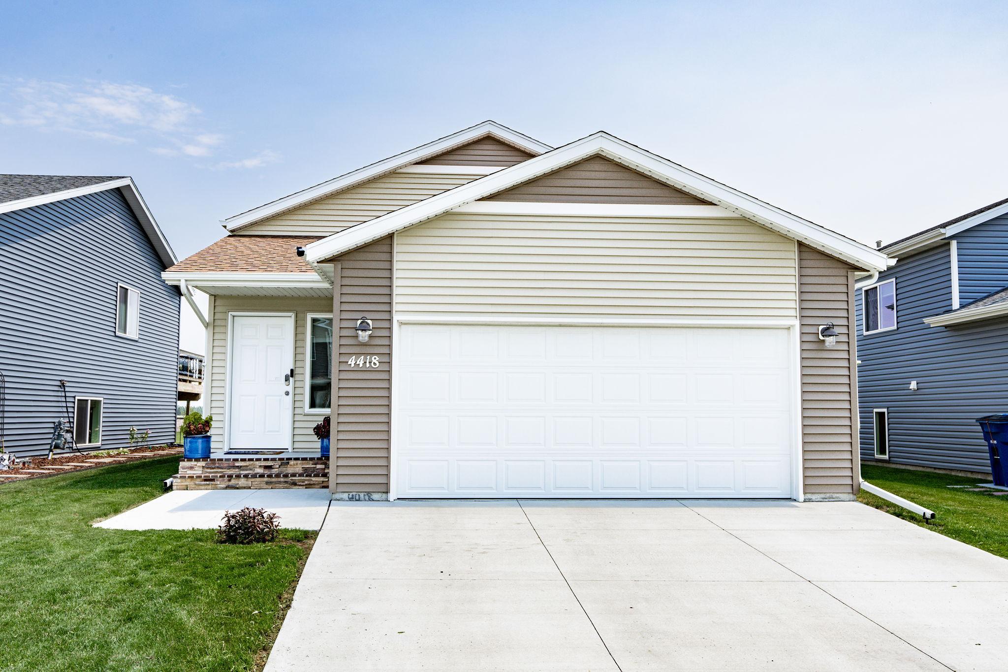 4418 19th S Street, Moorhead MN 56560 - Photo 2 of 40
