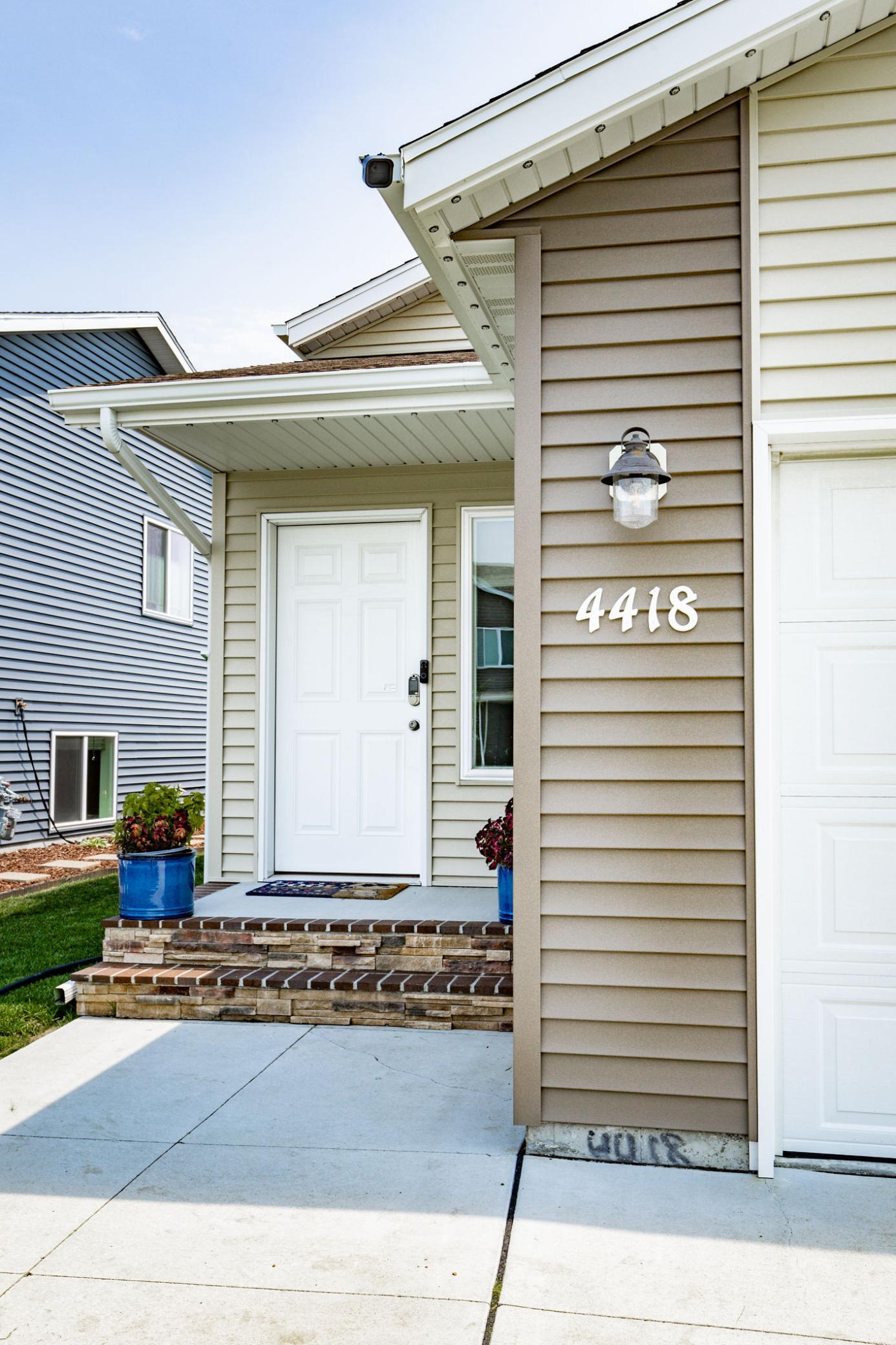 4418 19th S Street, Moorhead MN 56560 - Photo 4 of 40