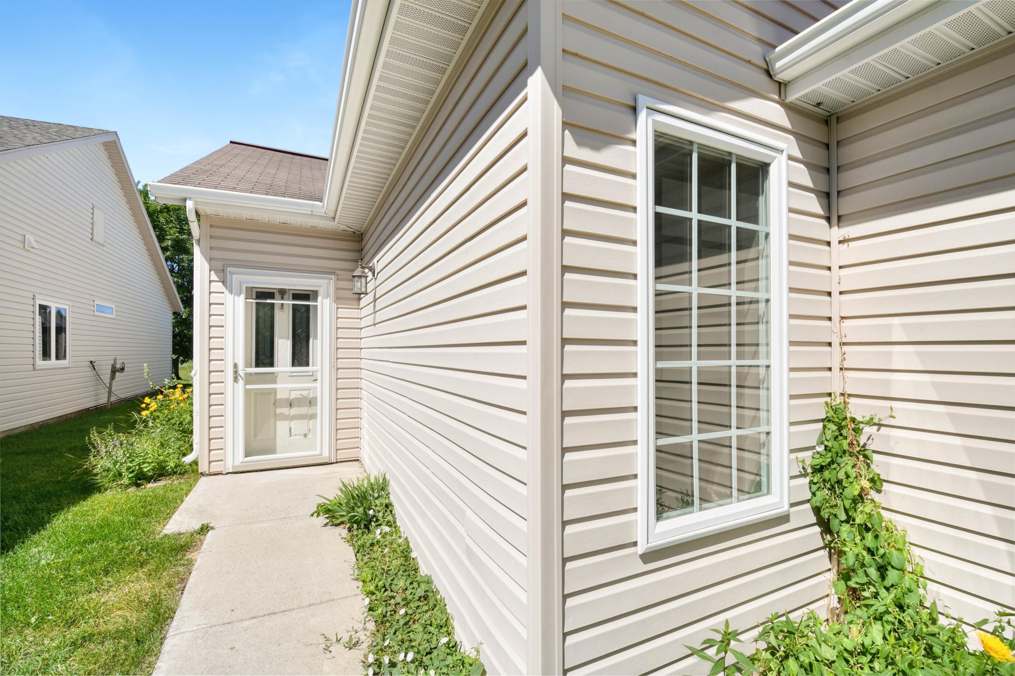 2853 35th S Street, Moorhead MN 56560 - Photo 3 of 65