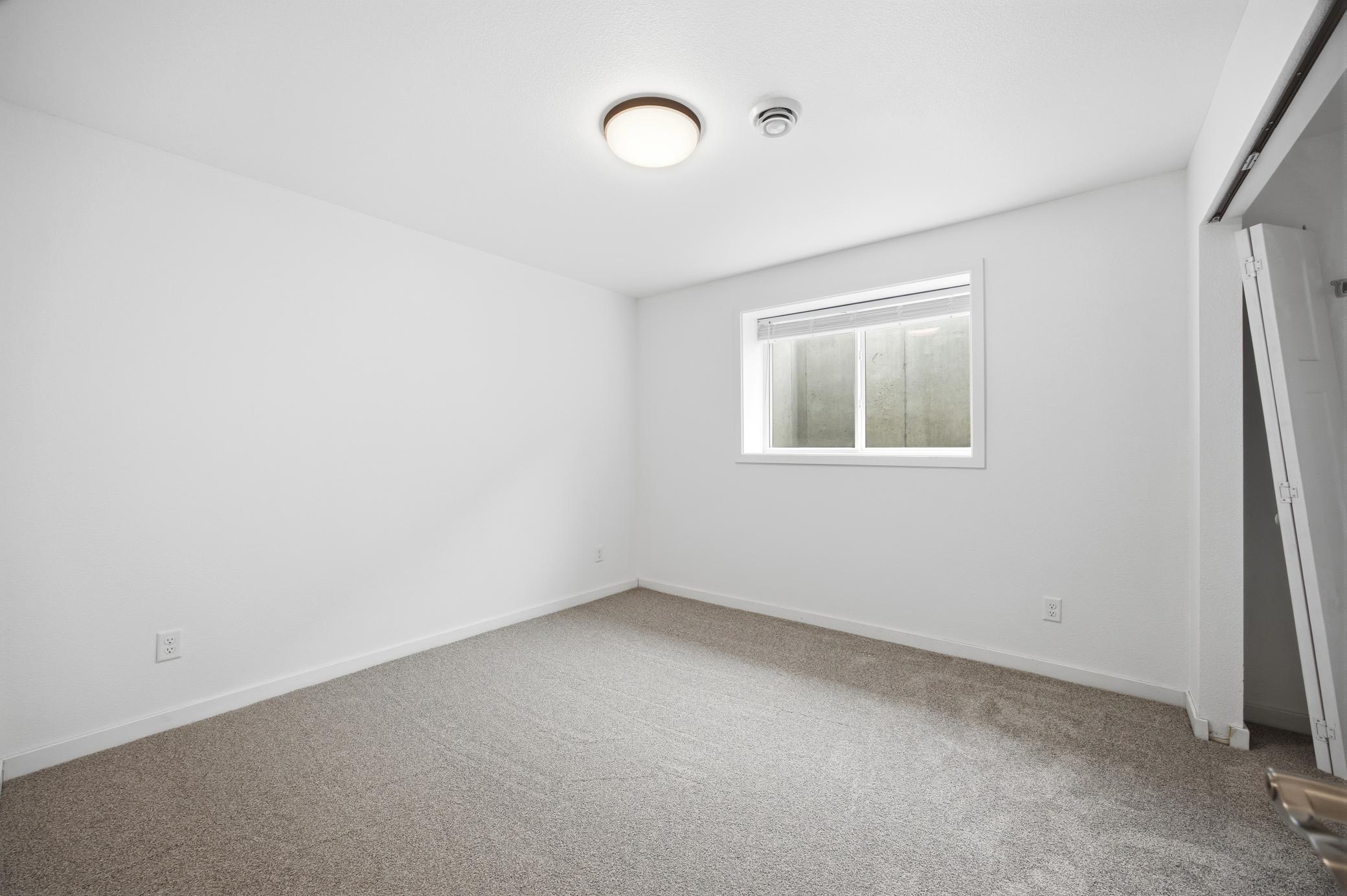 2595 72 S Avenue, Fargo ND 58104 - Photo 35 of 47